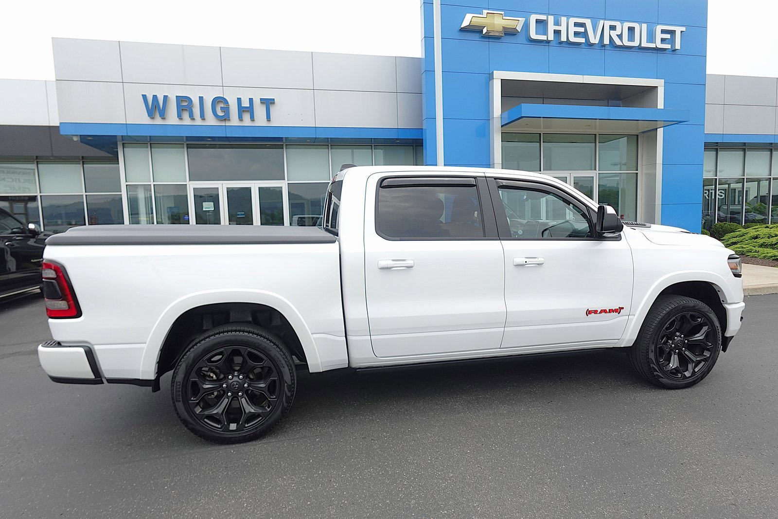 Used 2022 RAM Ram 1500 Pickup Limited with VIN 1C6SRFHTXNN348633 for sale in Baden, PA