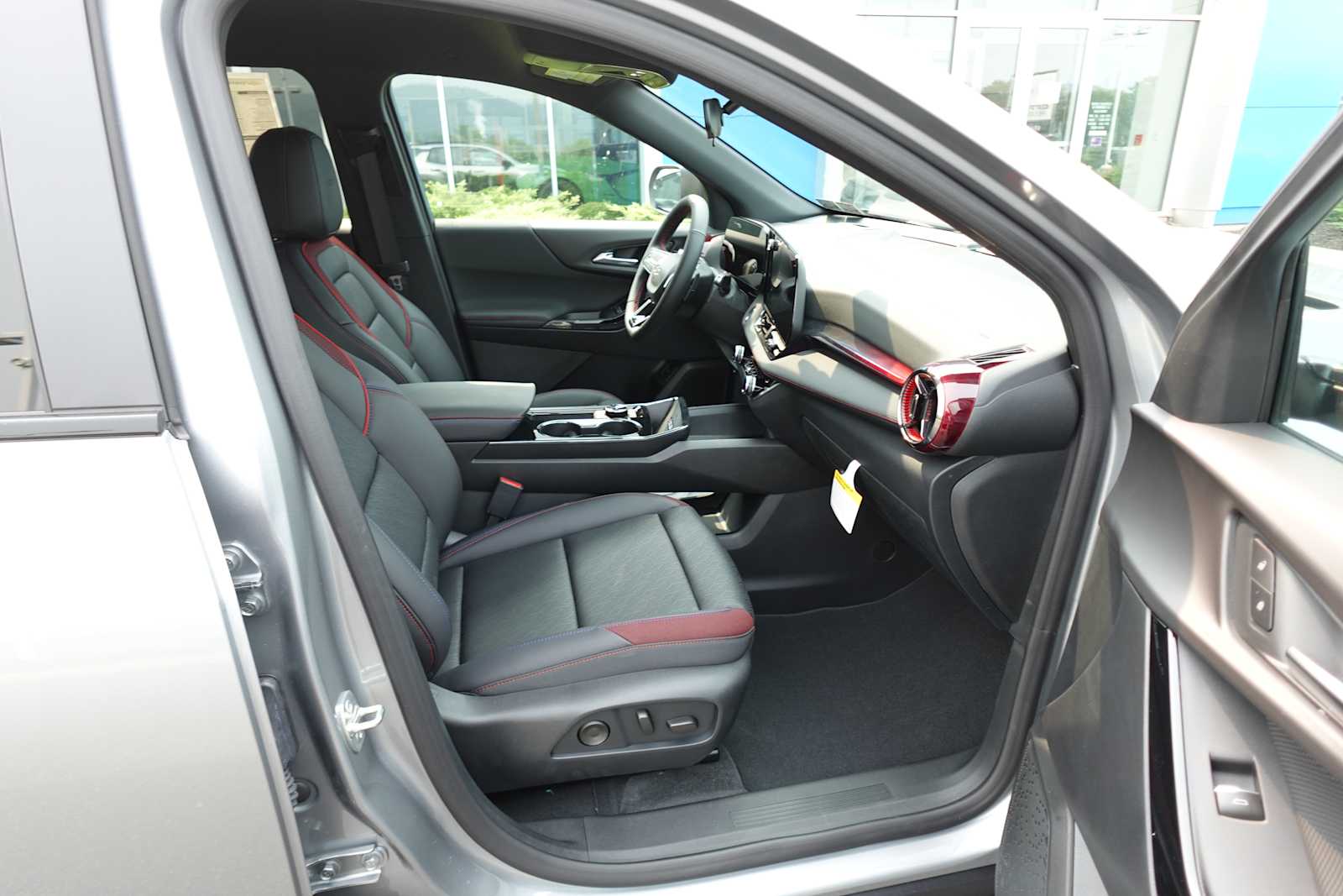 2026 Chevrolet Equinox RS - Photo 31
