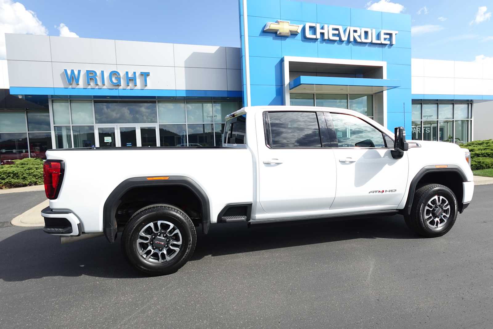 2023 Gmc Sierra 2500 HD AT4 photo 2