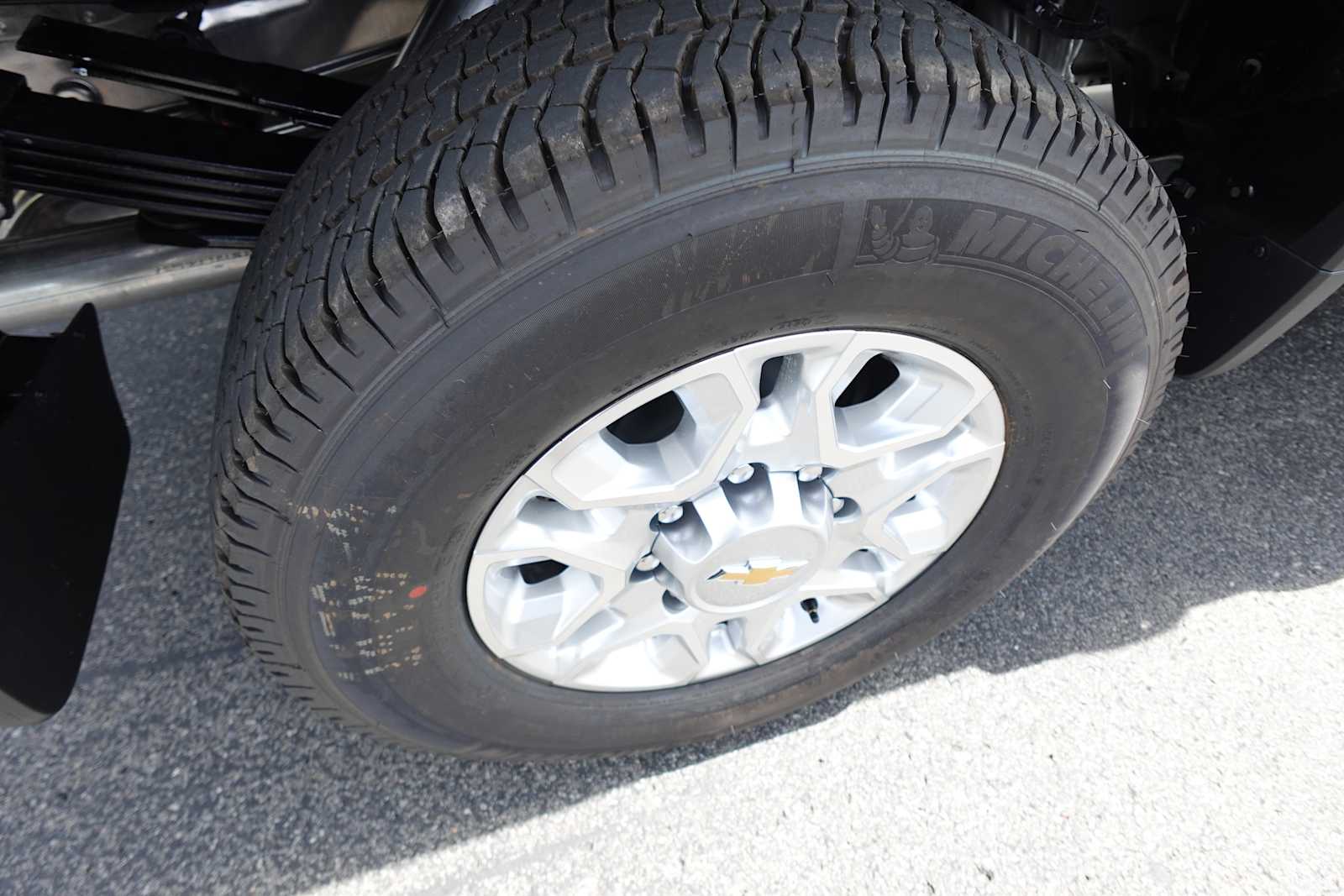 2026 Chevrolet Silverado 3500 HD LT - Photo 35