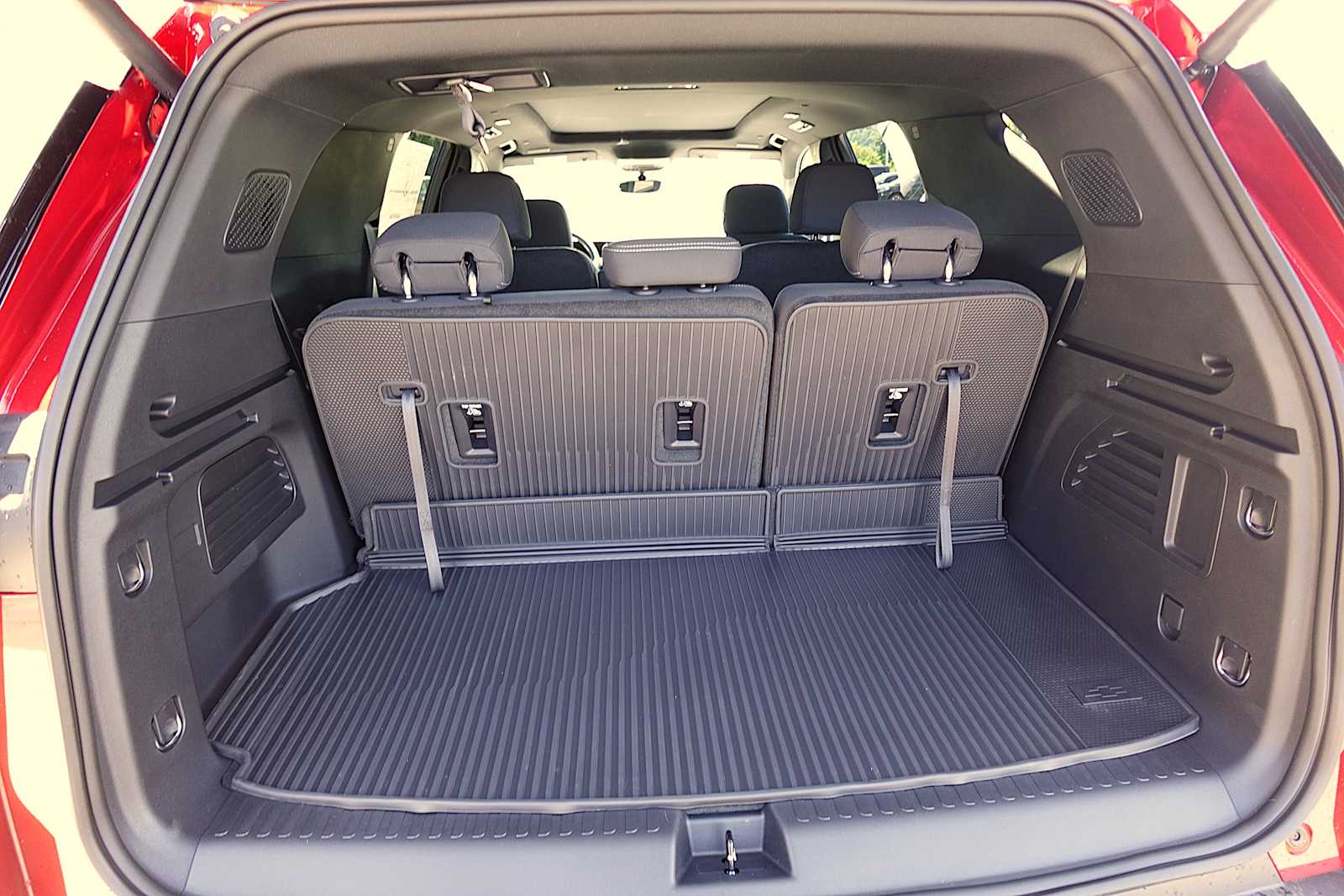2026 Chevrolet Traverse LT - Photo 28