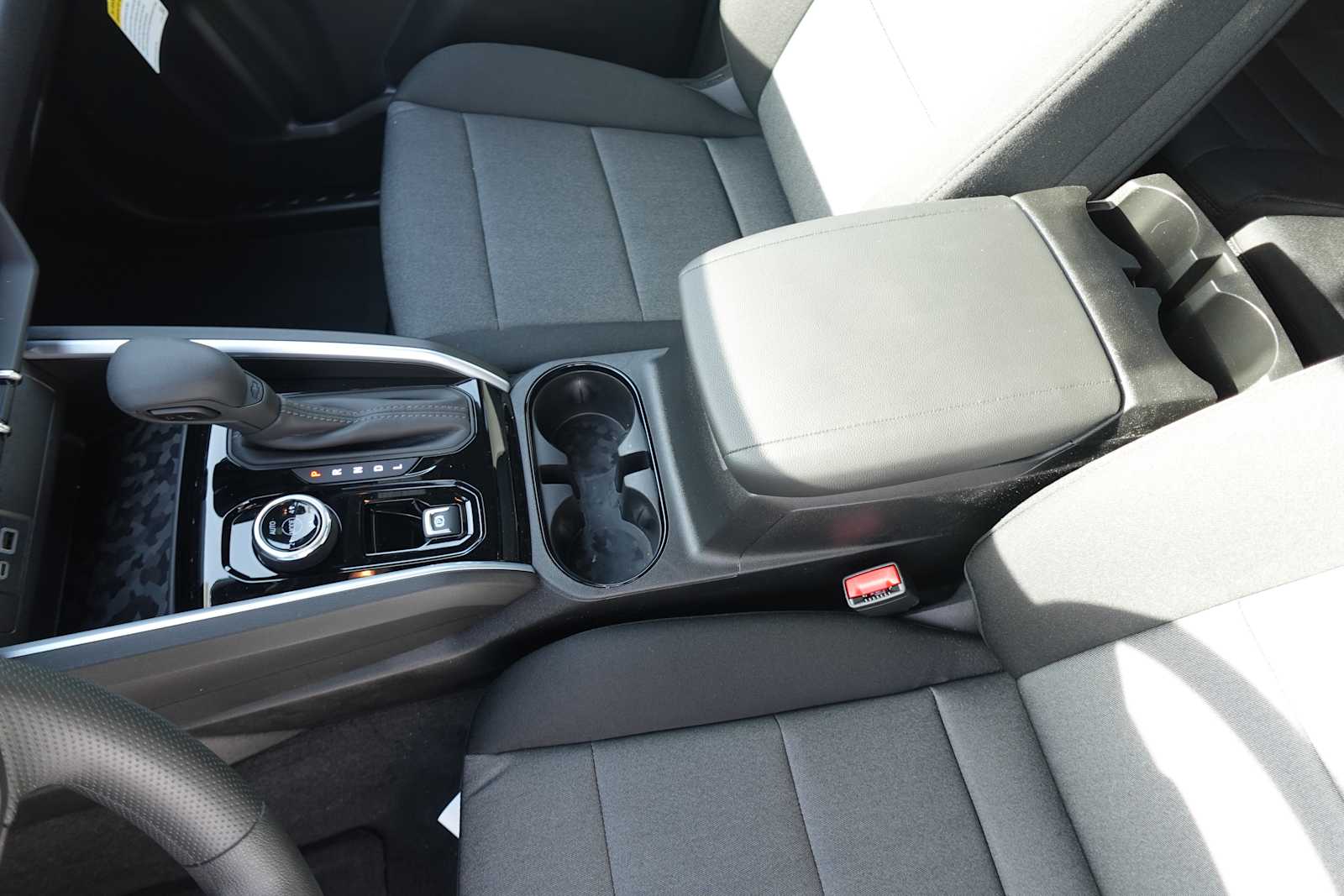 2026 Chevrolet Colorado Trail Boss - Photo 23