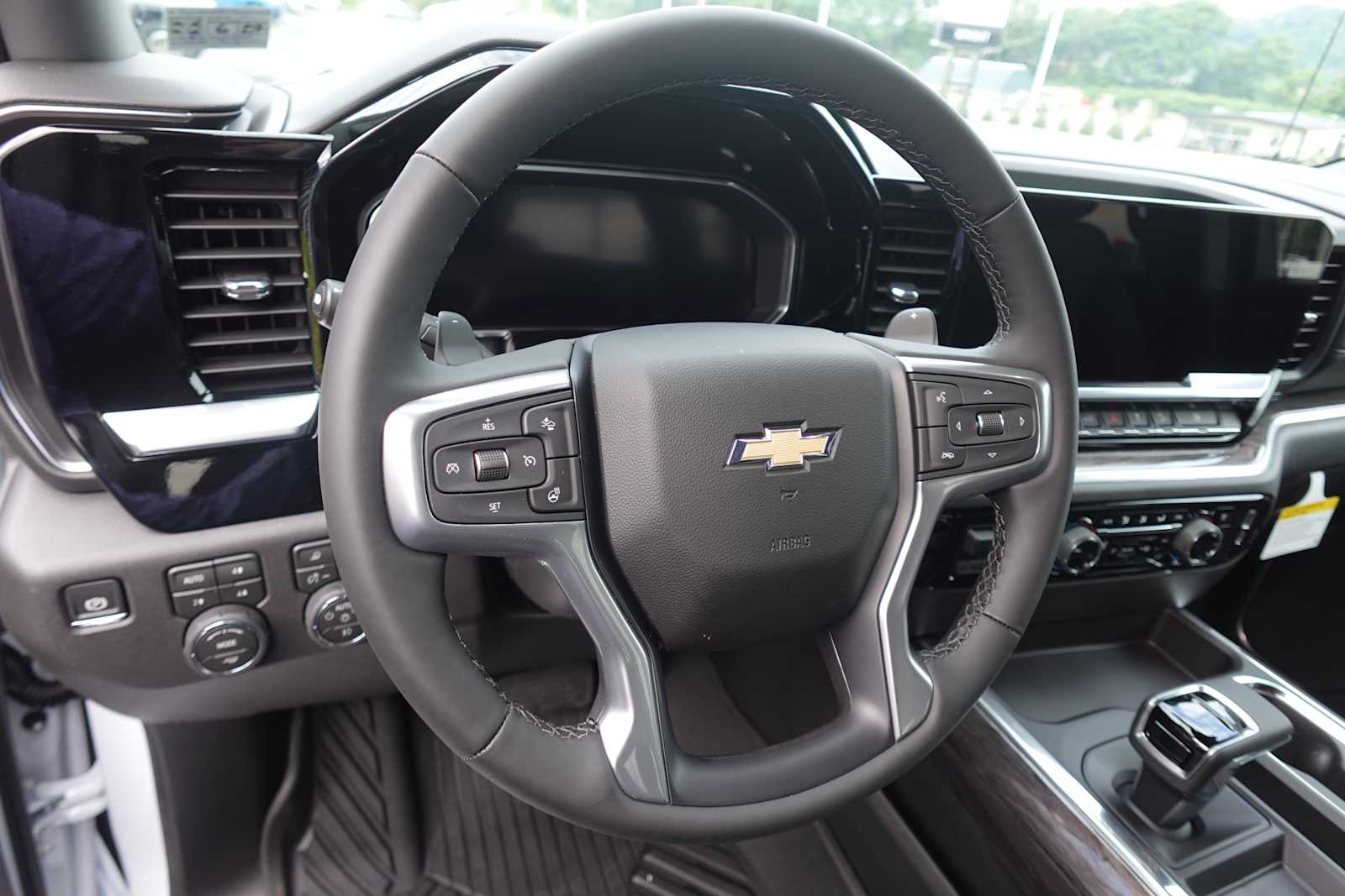 2026 Chevrolet Silverado 1500 LTZ - Photo 16