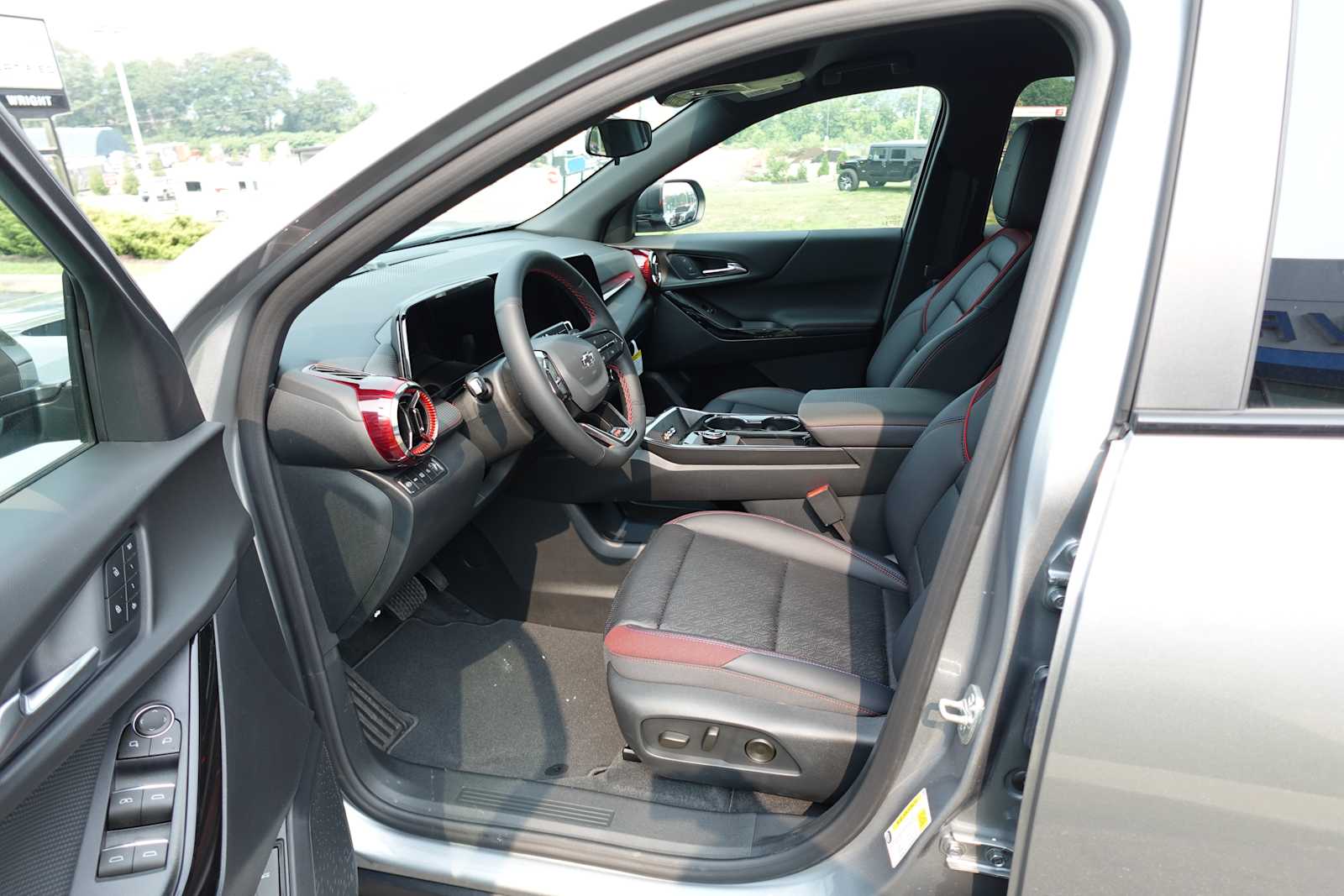2026 Chevrolet Equinox RS - Photo 13