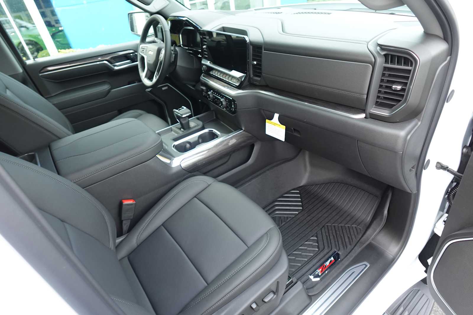 2026 Chevrolet Silverado 1500 LTZ - Photo 33