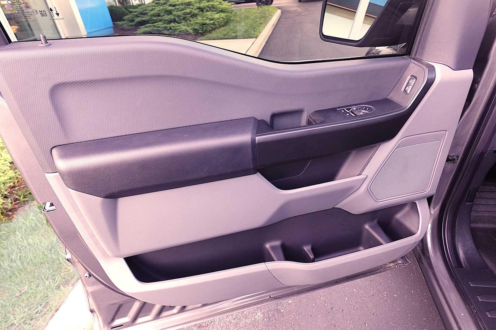 2025 Ford F-150 XL - Photo 12
