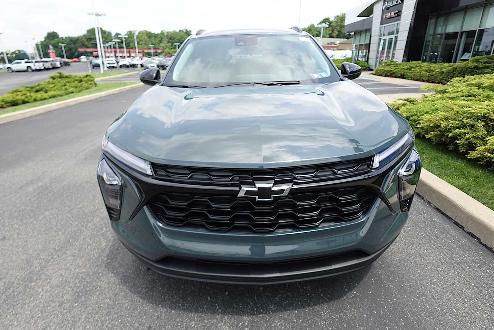2026 Chevrolet Trax LT - Photo 8