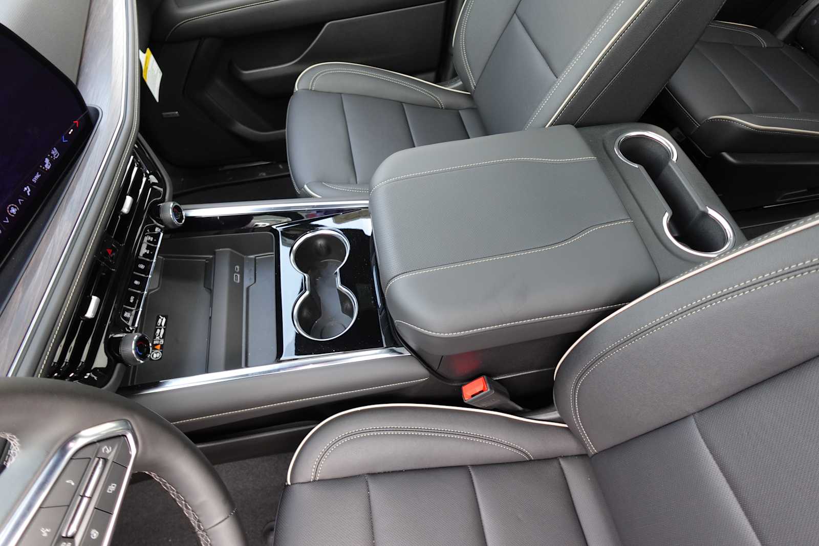 2026 Chevrolet Tahoe Premier - Photo 23