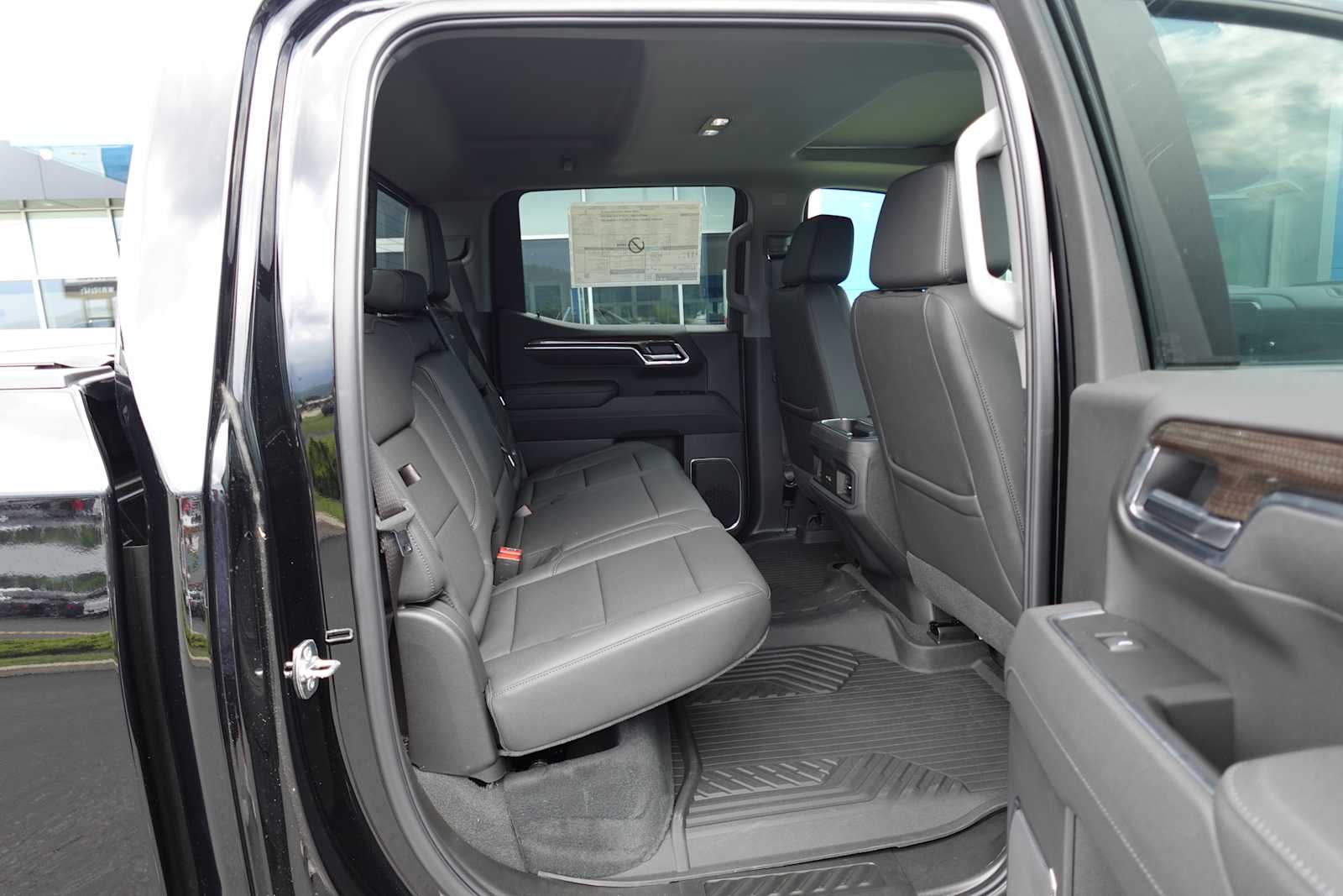 2025 Chevrolet Silverado 1500 LT Trail Boss - Photo 30