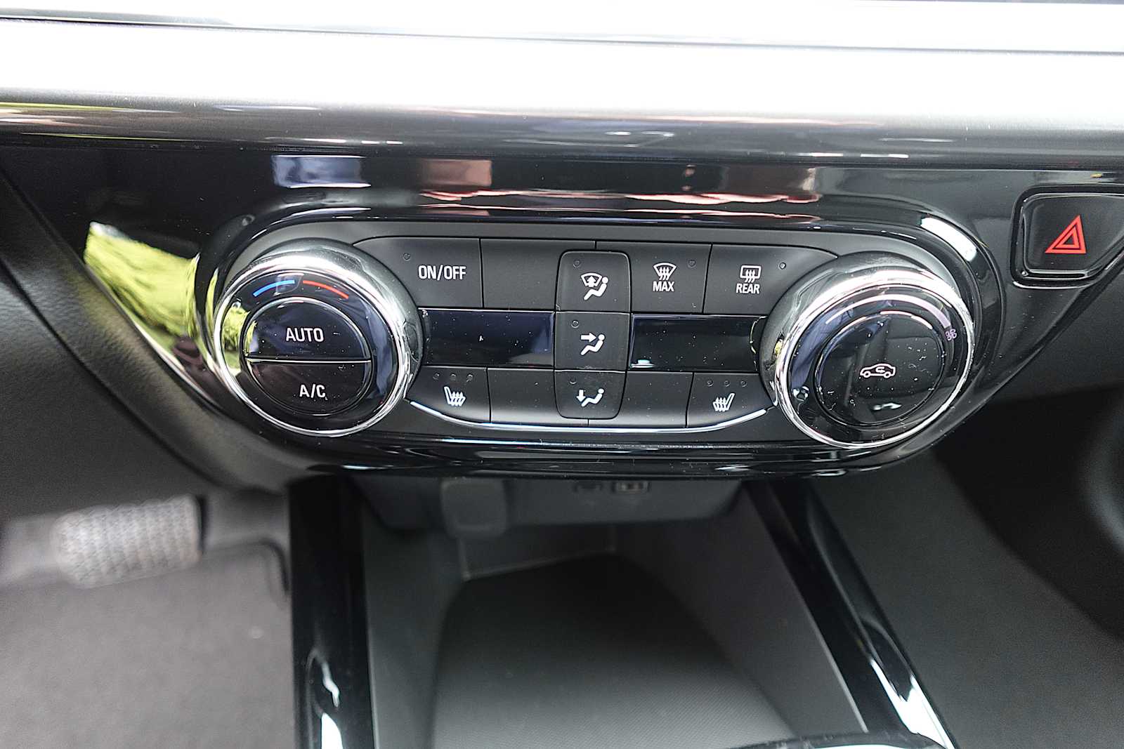2026 Chevrolet Trax Activ - Photo 19