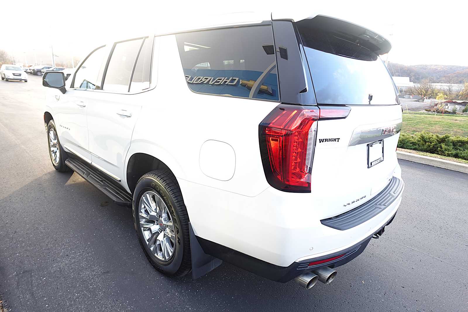 2022 GMC Yukon Denali - Photo 5