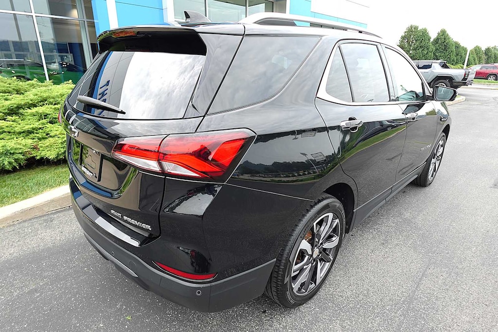 Used 2023 Chevrolet Equinox Premier SUV