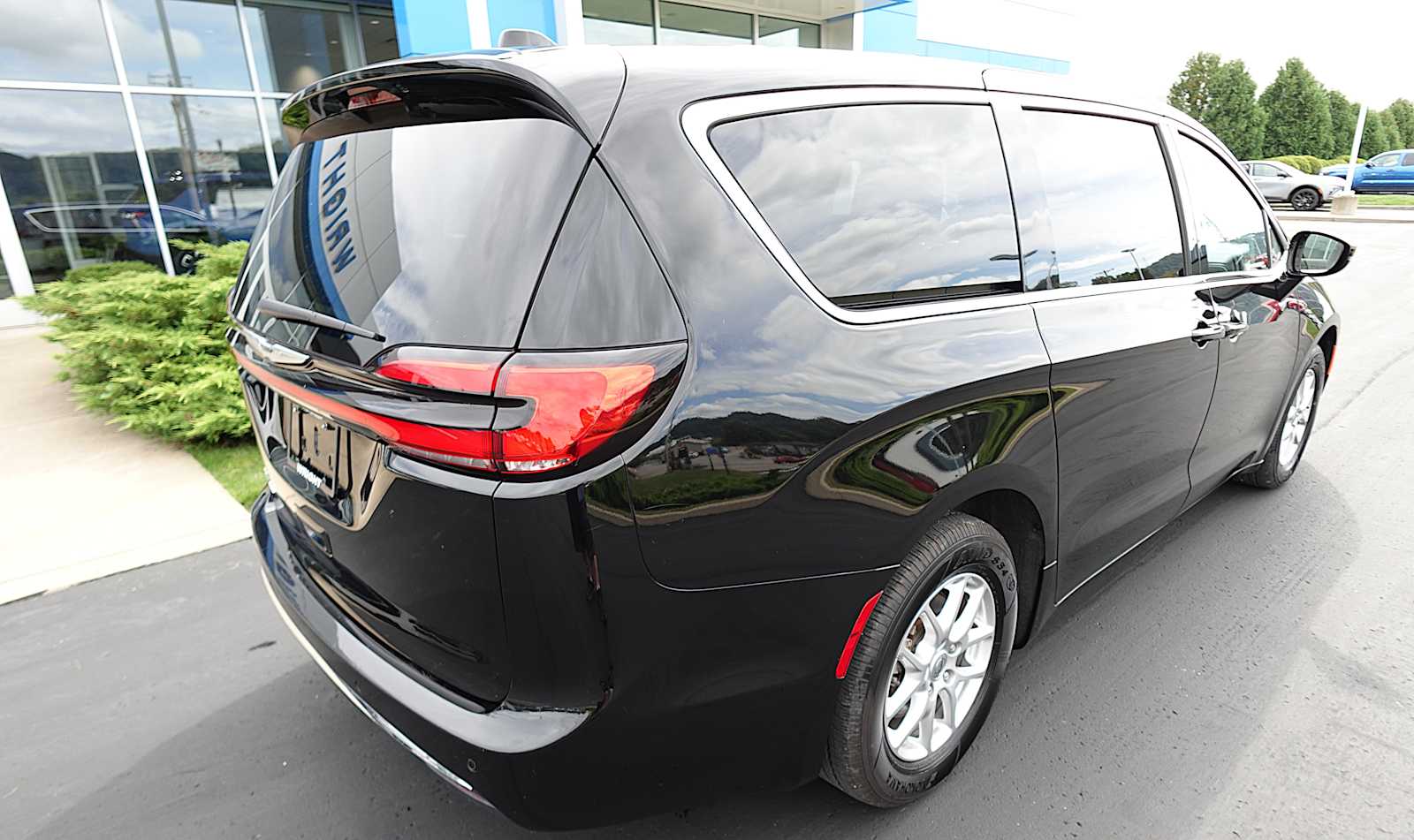 Photo 3