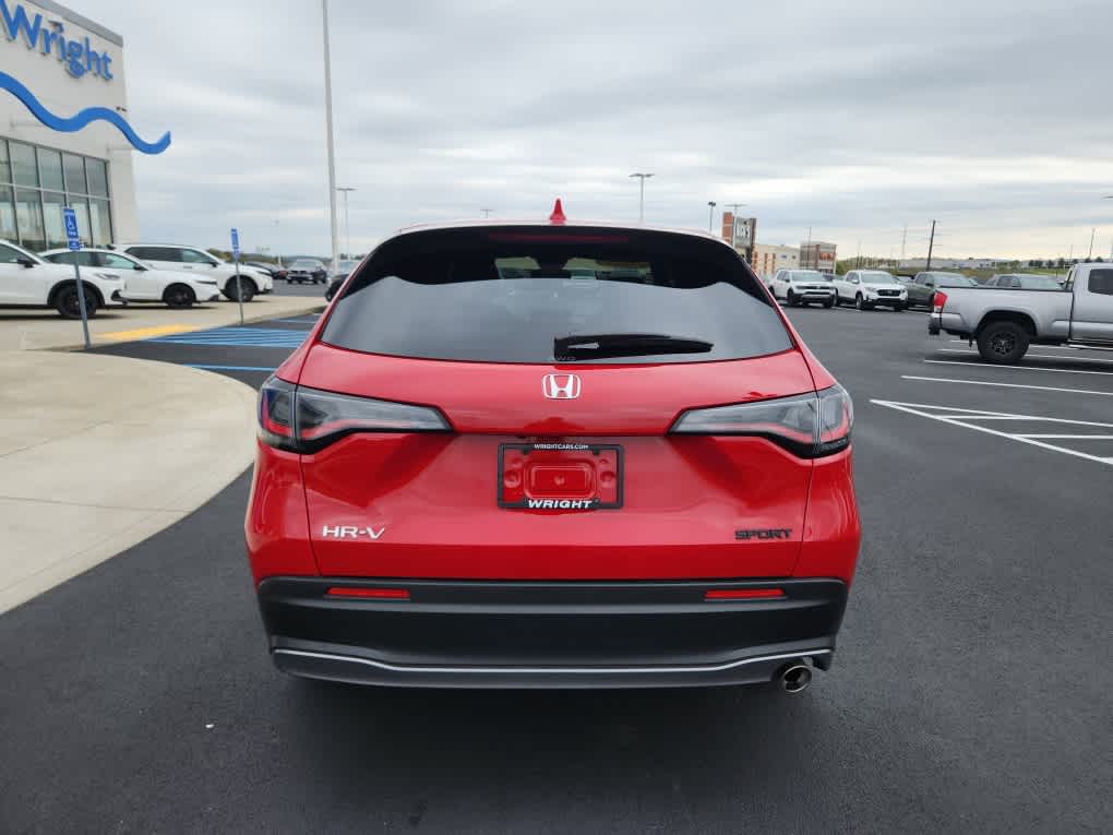 2025 Honda HR-V Sport photo 2