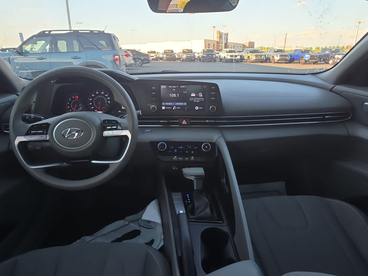 2022 Hyundai Elantra SEL - Photo 20
