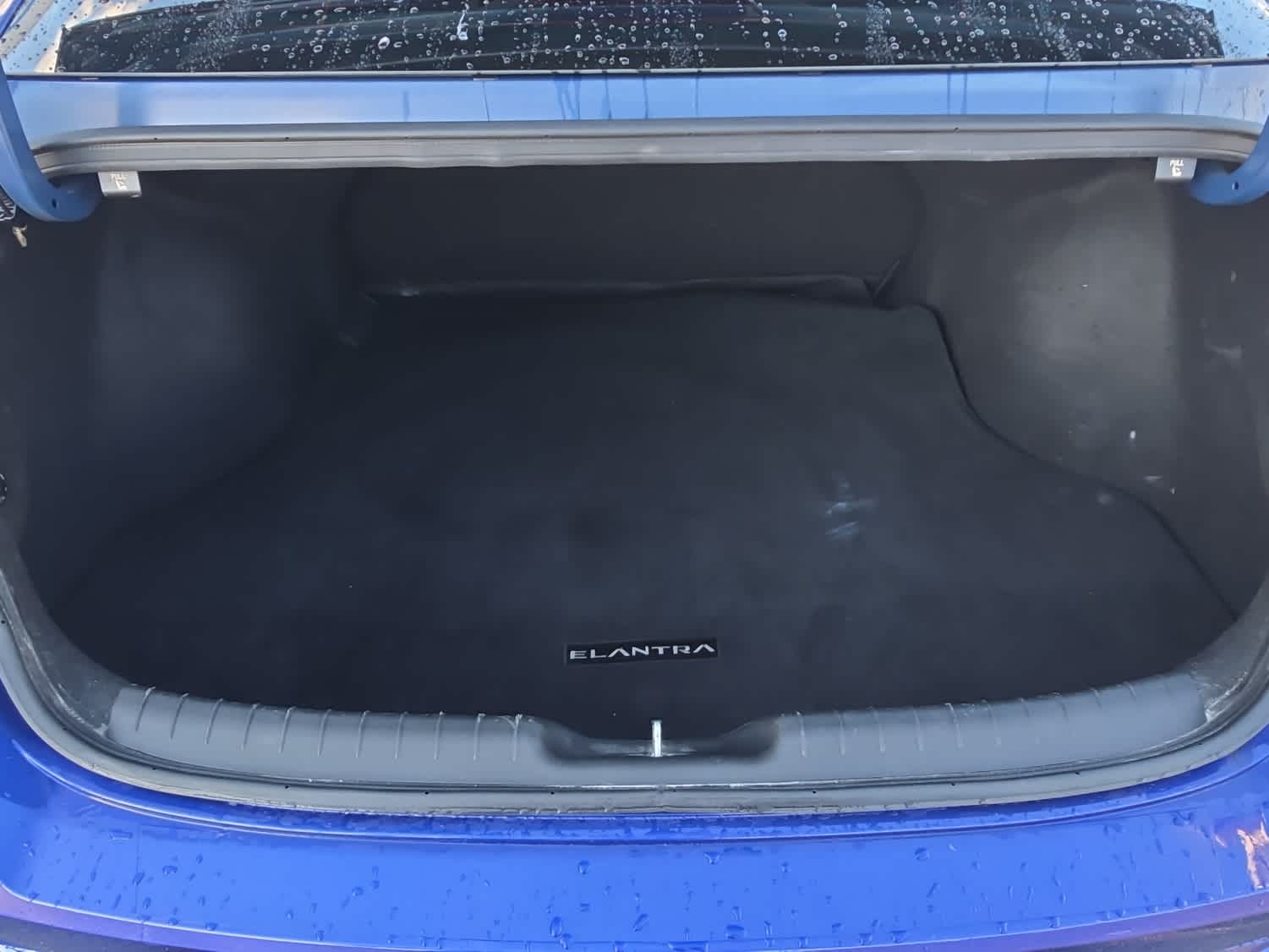 2022 Hyundai Elantra SEL - Photo 16