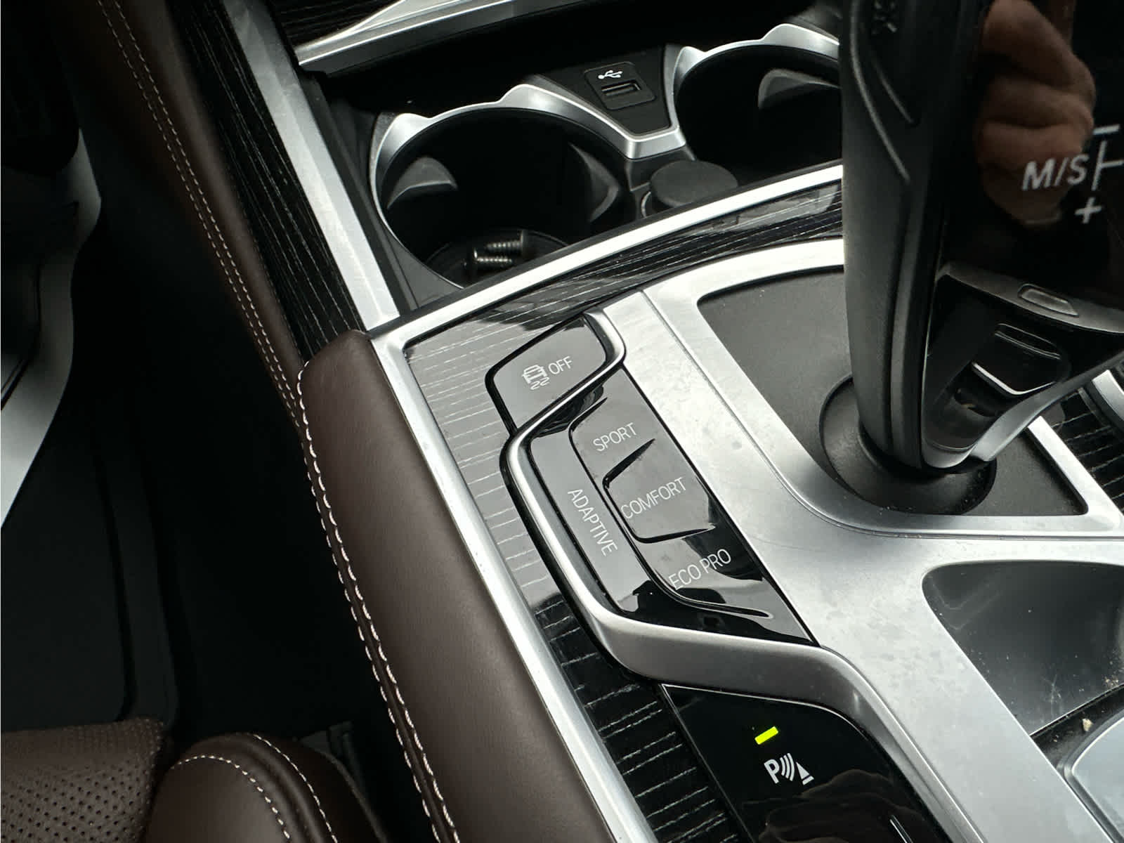 2022 BMW 7 Series 750i - Photo 38