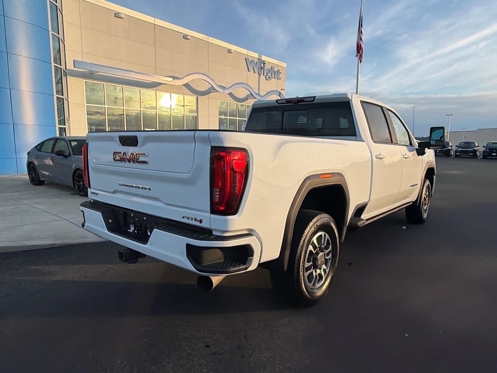 2023 GMC Sierra 2500HD AT4 - Photo 17