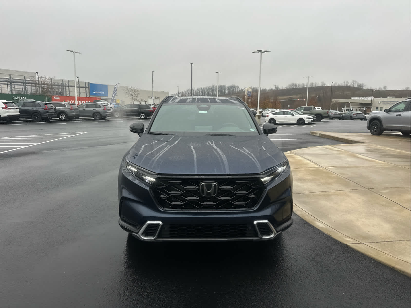 2026 Honda CR-V Hybrid Sport Touring photo 3