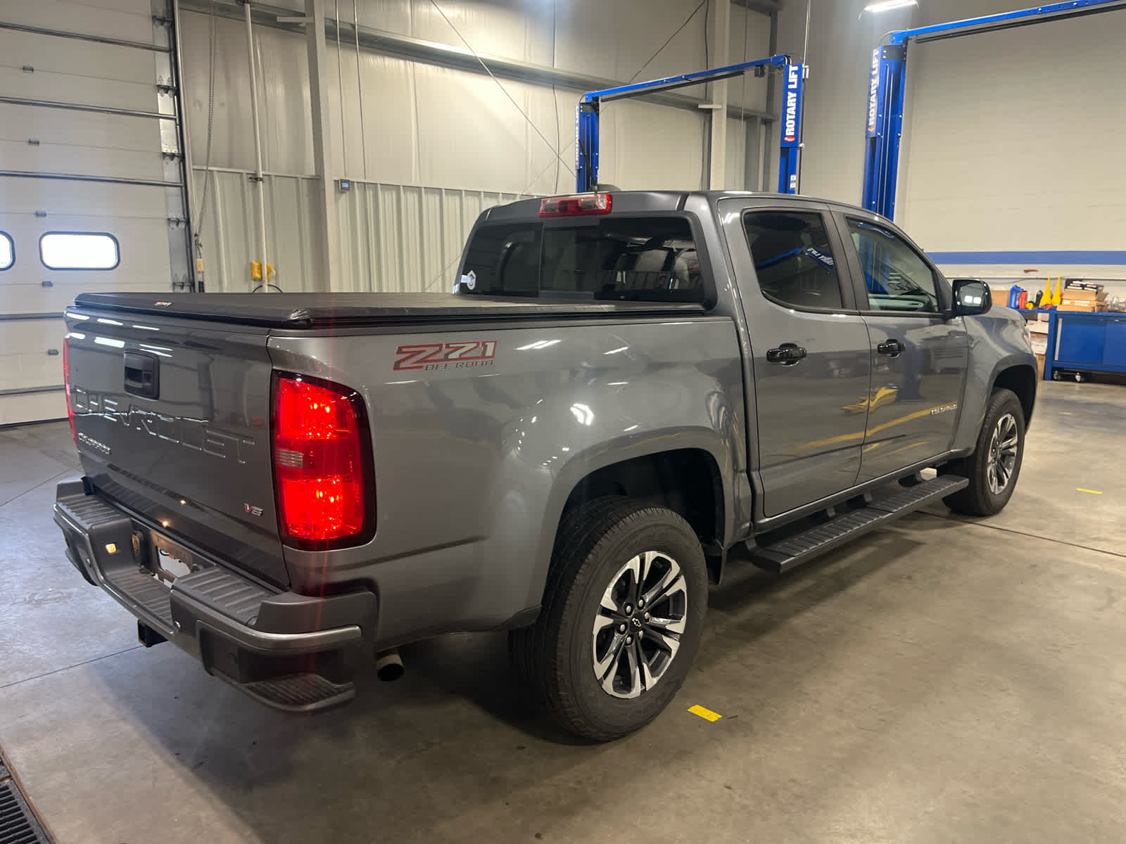 2021 Chevrolet Colorado Z71 photo 3