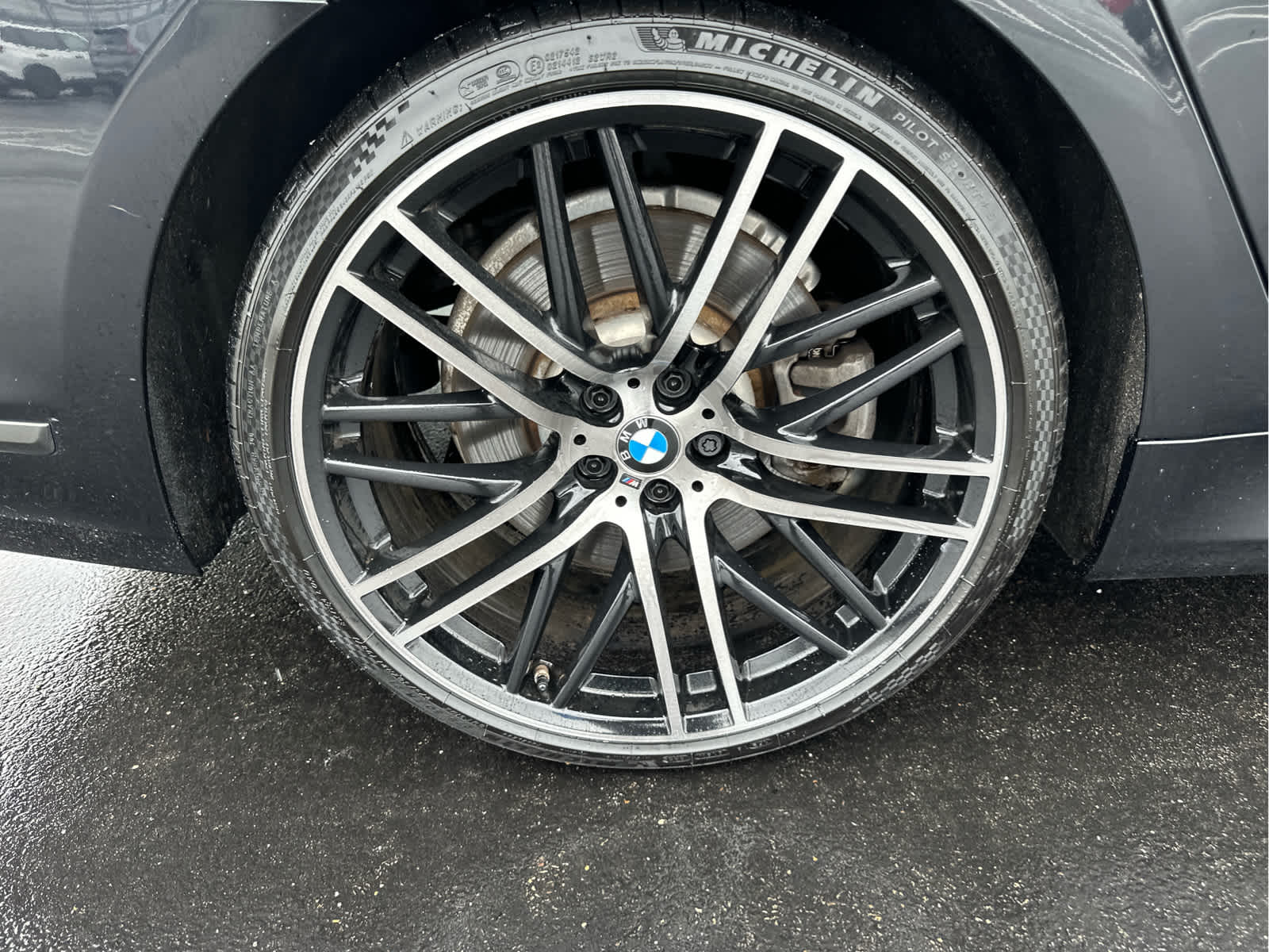 2022 BMW 7 Series 750i - Photo 9