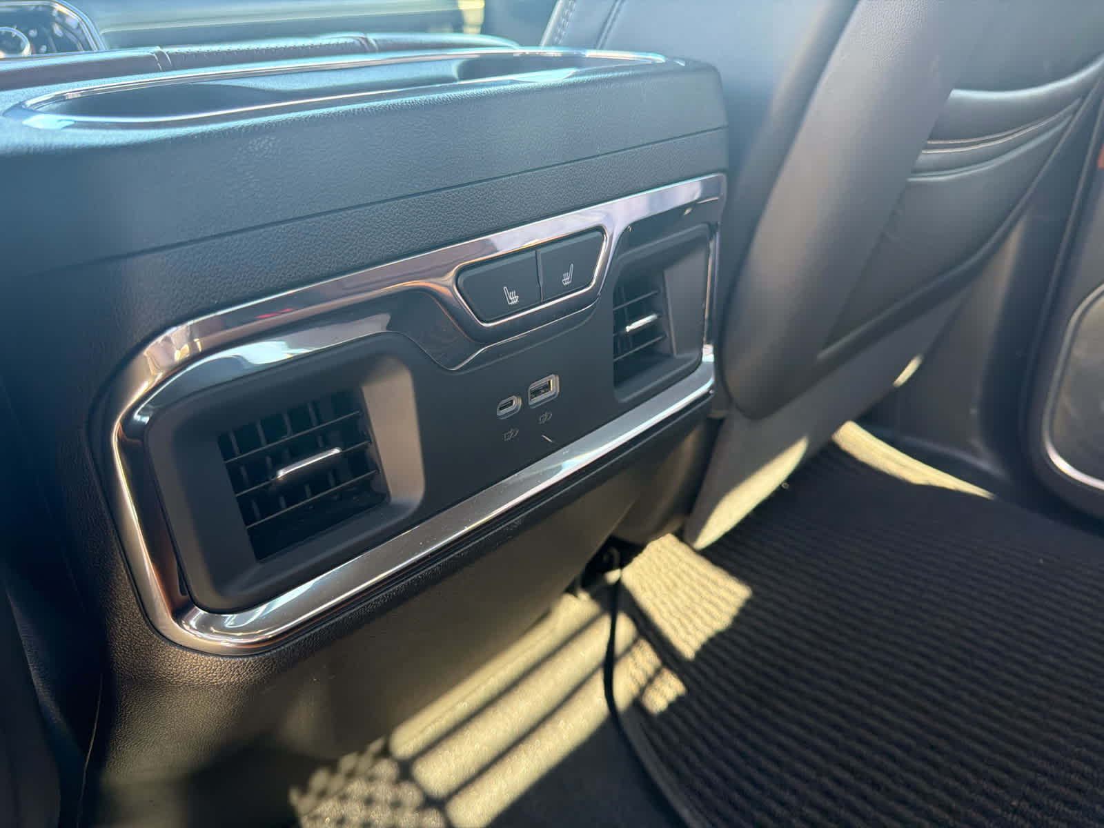 2024 GMC Sierra 2500HD Denali Ultimate - Photo 30