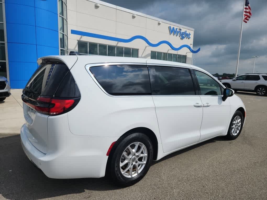 Used 2023 Chrysler Pacifica Touring L with VIN 2C4RC1BG4PR616427 for sale in Uniontown, PA