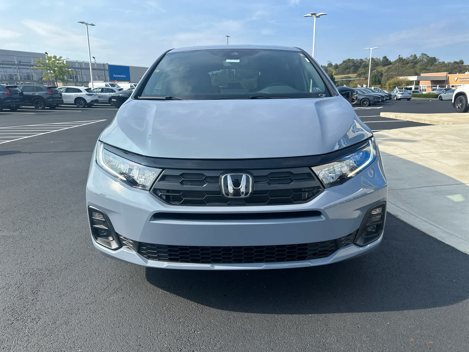 2026 Honda Odyssey photo 3