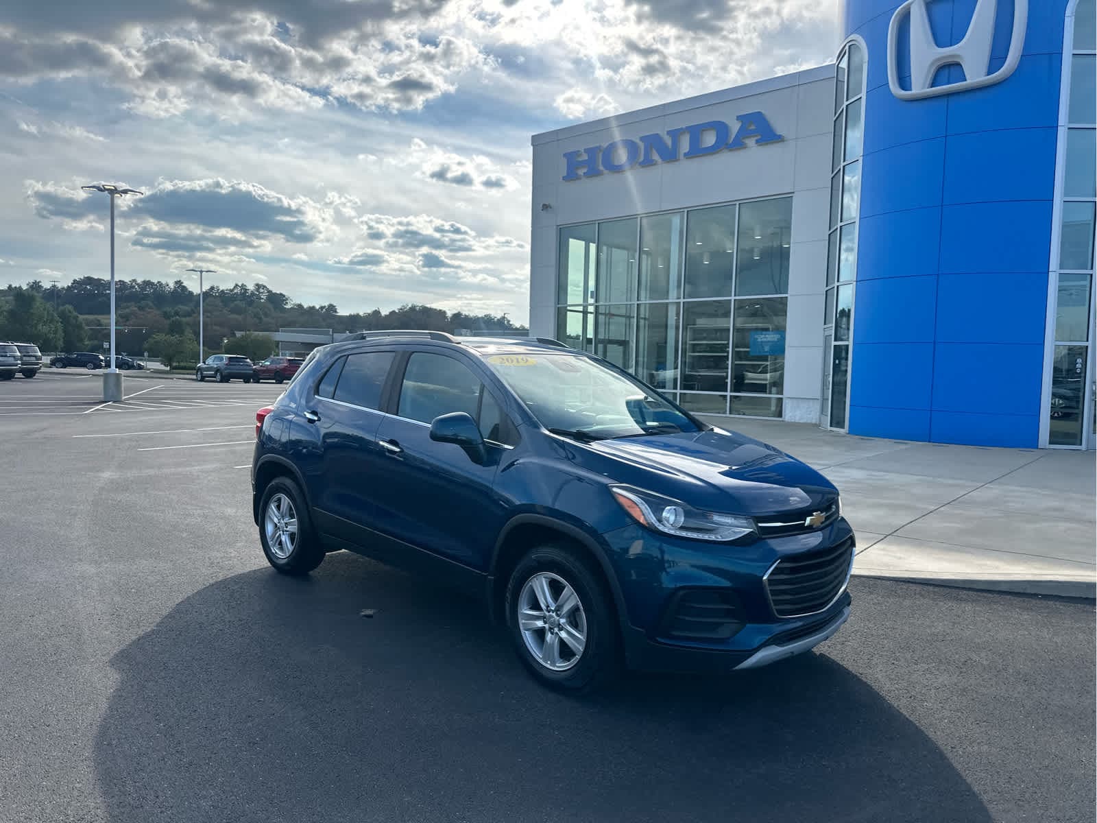 Used 2019 Chevrolet Trax LT with VIN 3GNCJPSB7KL354676 for sale in Uniontown, PA