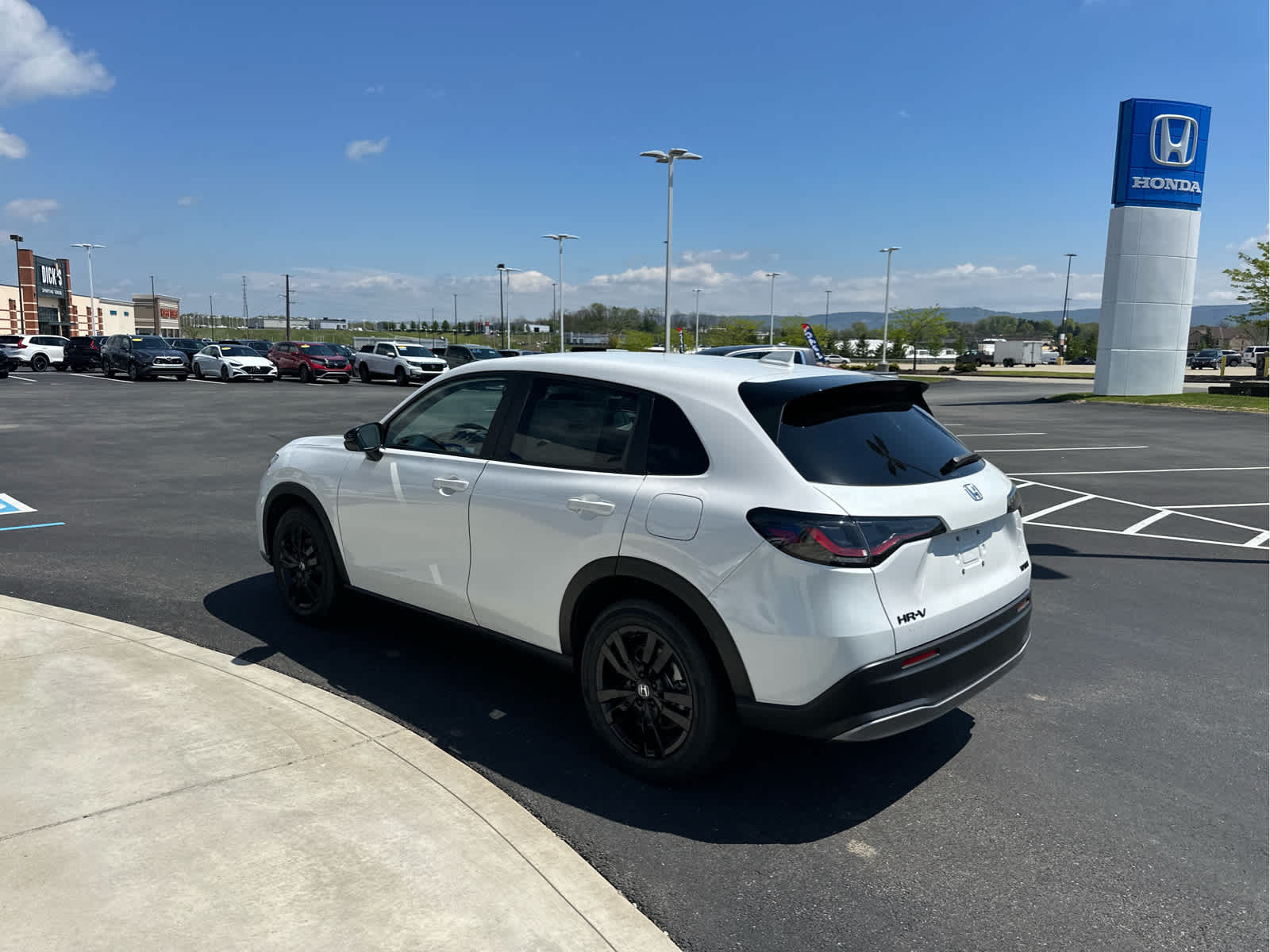 2026 Honda HR-V Sport - Photo 6