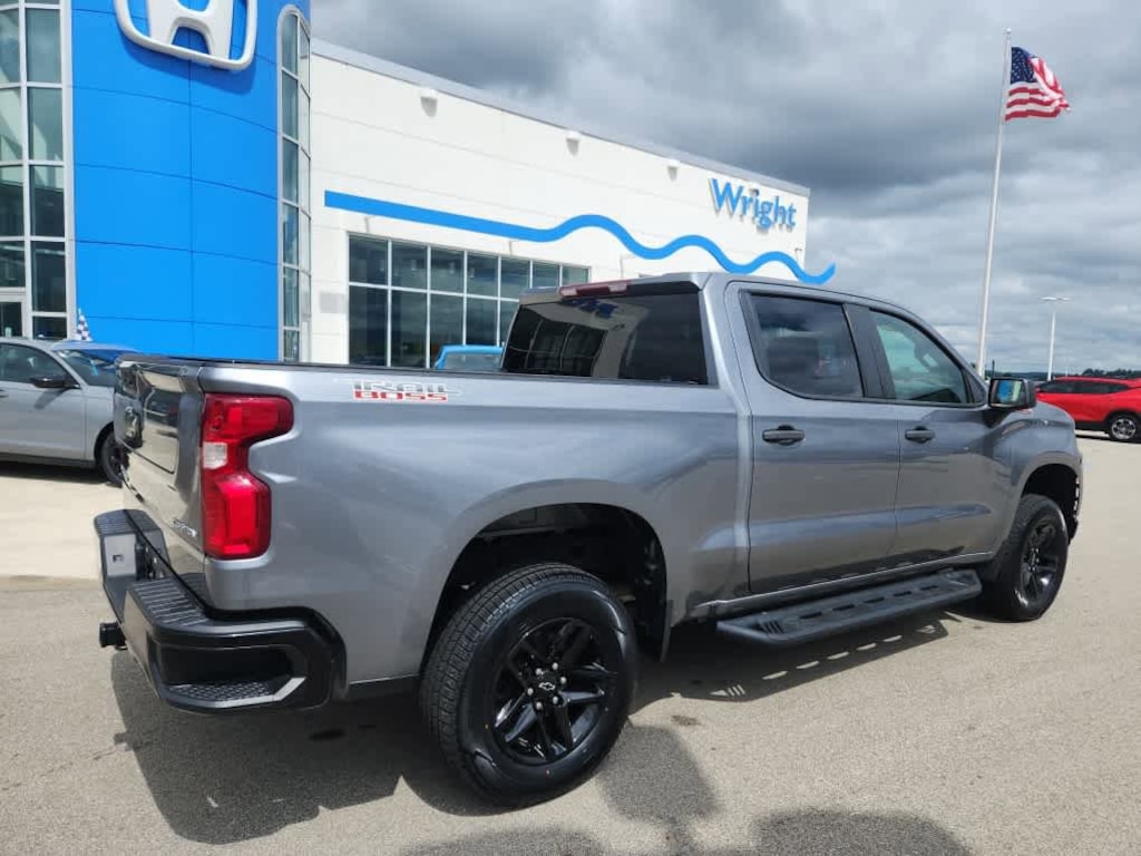 Used 2021 Chevrolet Silverado 1500 Custom Trail Boss Truck Crew Cab