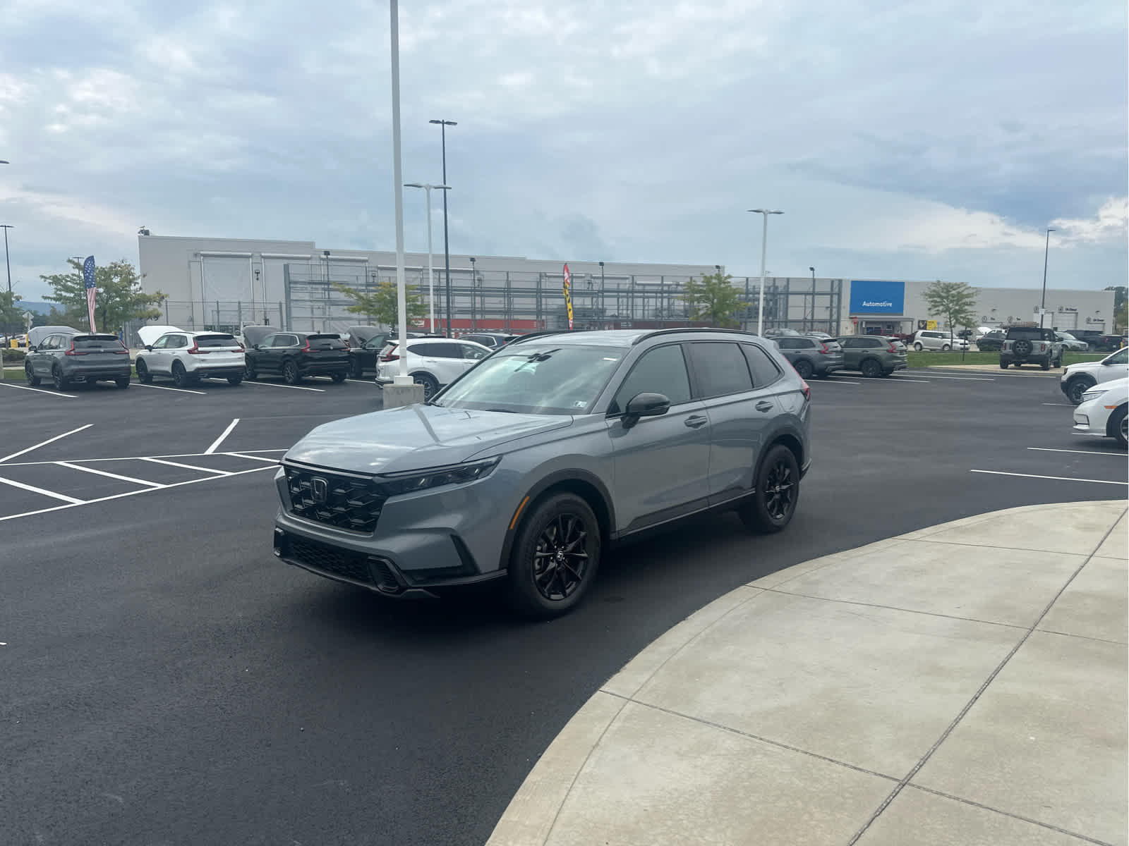 2026 Honda CR-V Hybrid Sport-L photo 2
