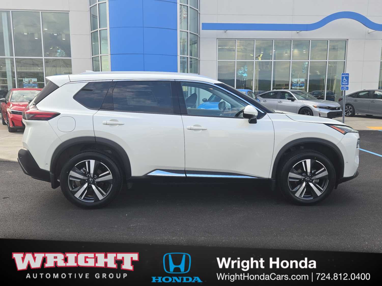 2023 Nissan Rogue SL