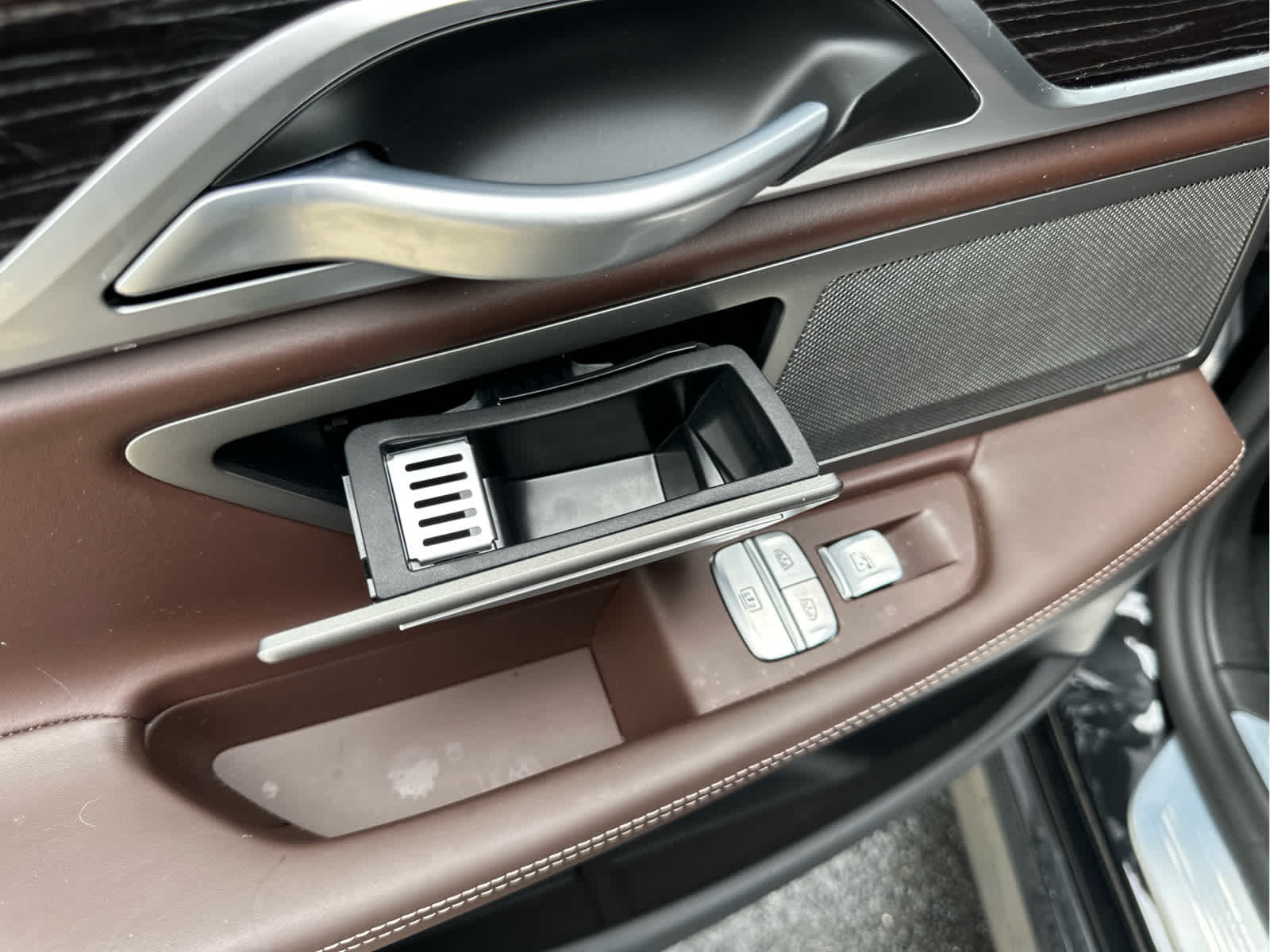 2022 BMW 7 Series 750i - Photo 48