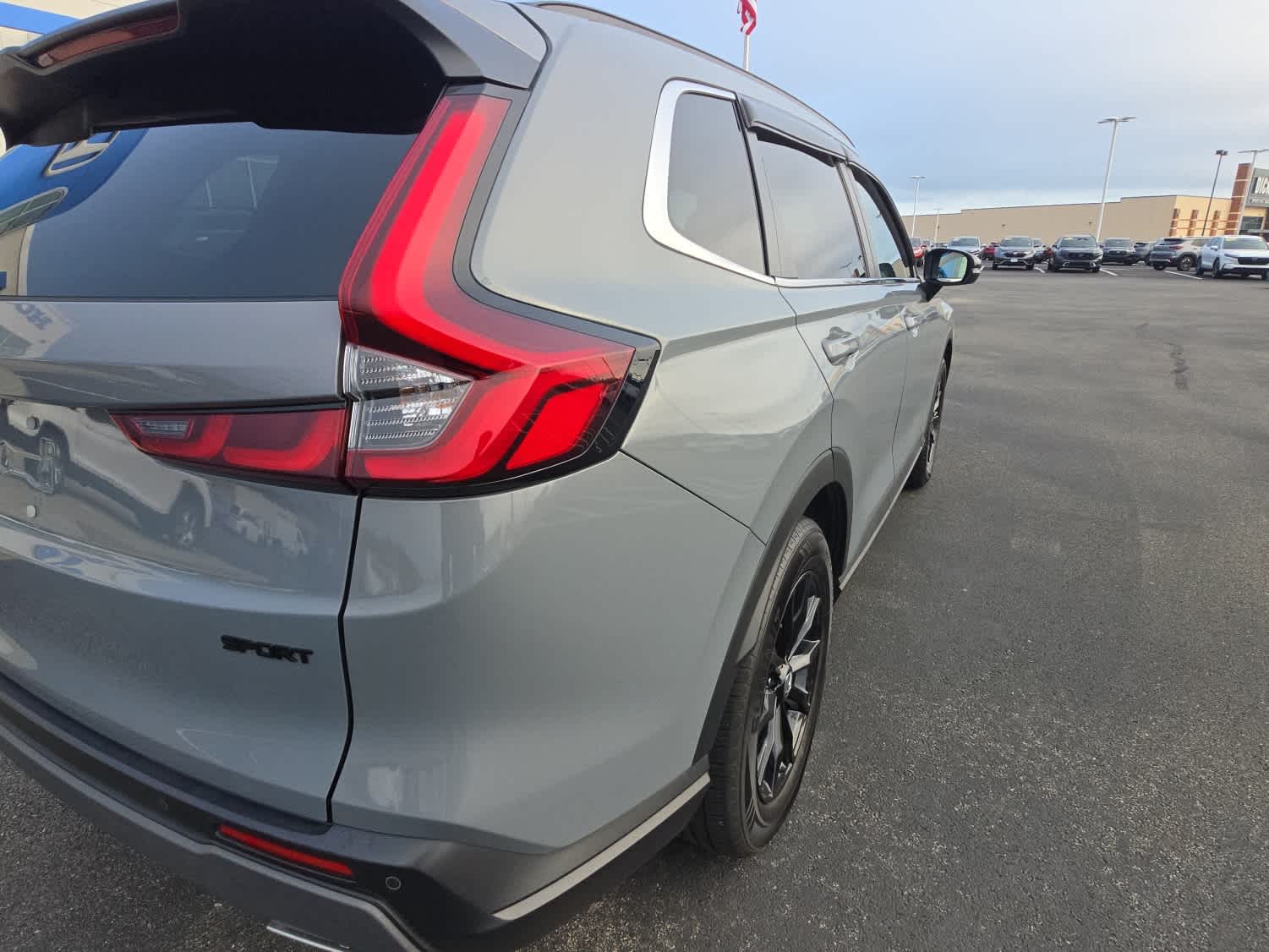 2024 Honda CR-V Sport-L - Photo 8