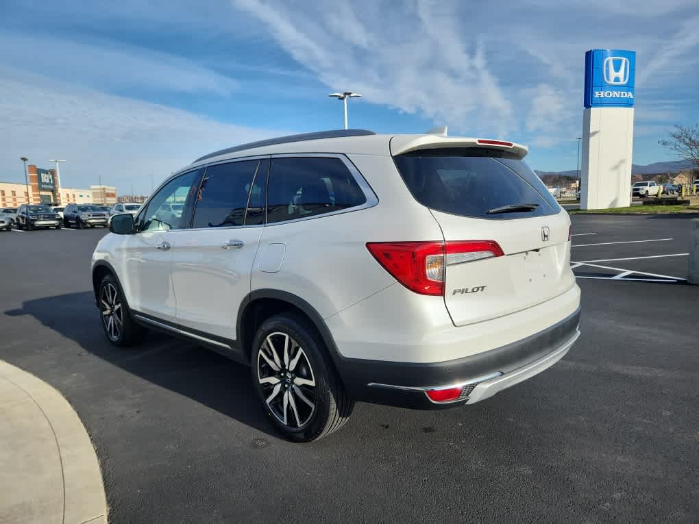 2022 Honda Pilot Touring photo 4