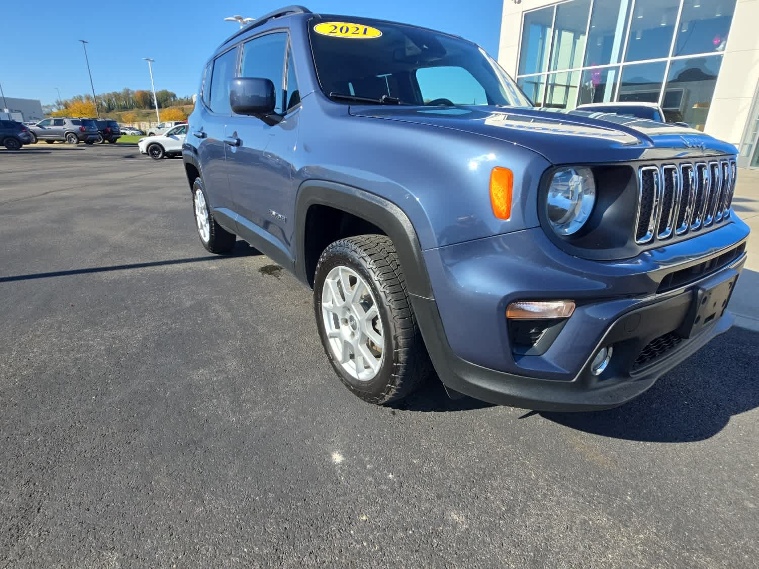 Used 2021 Jeep Renegade Latitude with VIN ZACNJDBB5MPM12050 for sale in Uniontown, PA
