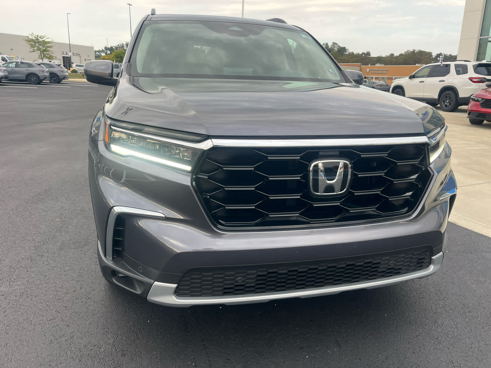 2023 Honda Pilot Touring photo 4
