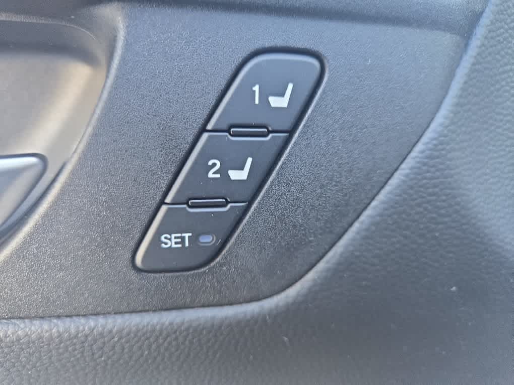 2024 Honda CR-V Sport-L - Photo 29