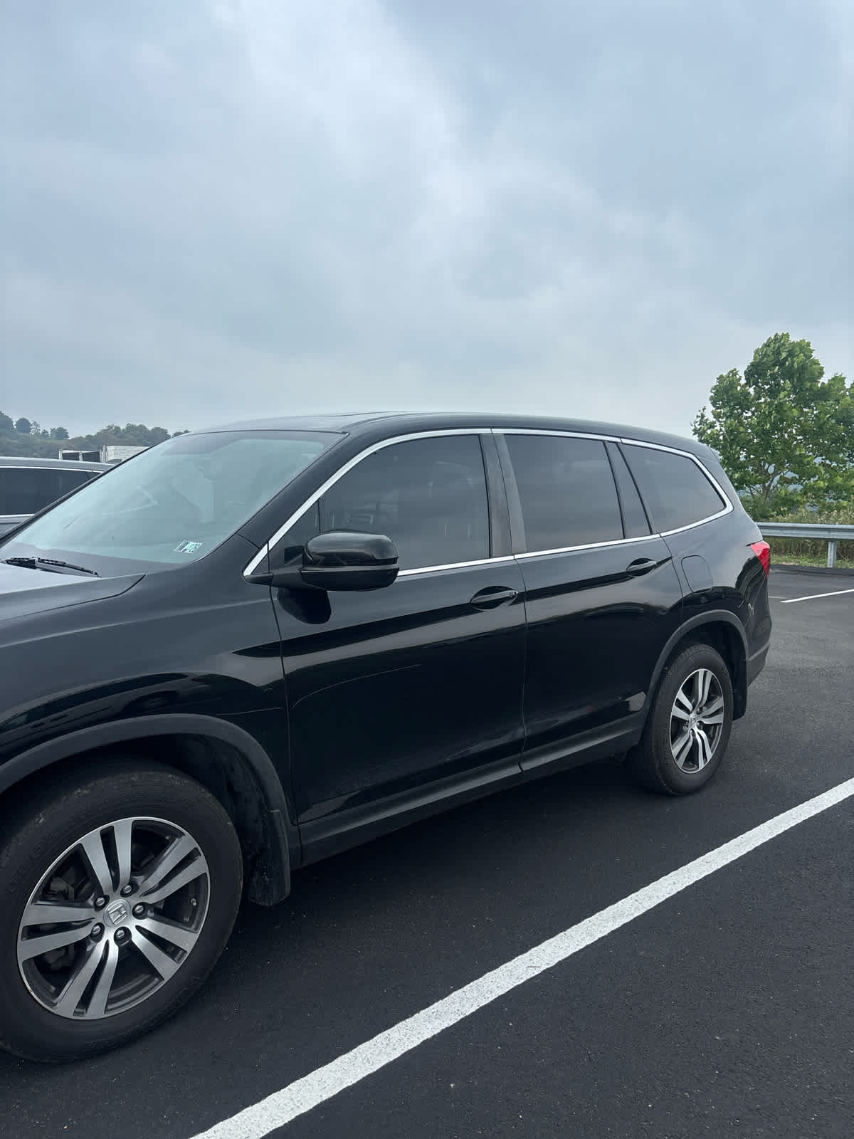 Used 2017 Honda Pilot EX-L with VIN 5FNYF6H55HB004661 for sale in Uniontown, PA