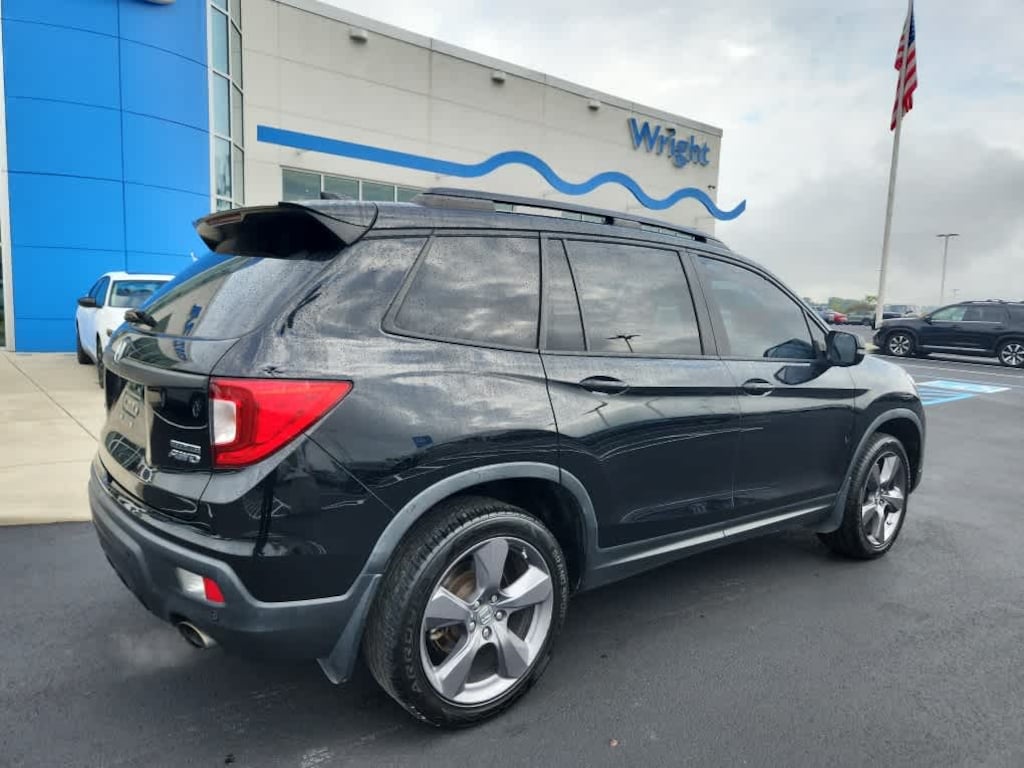 Used 2021 Honda Passport Touring AWD SUV