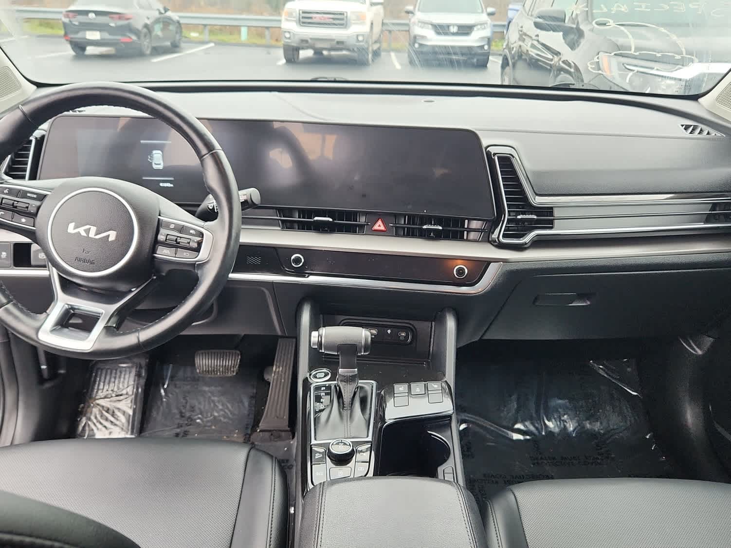 2023 Kia Sportage EX photo 3