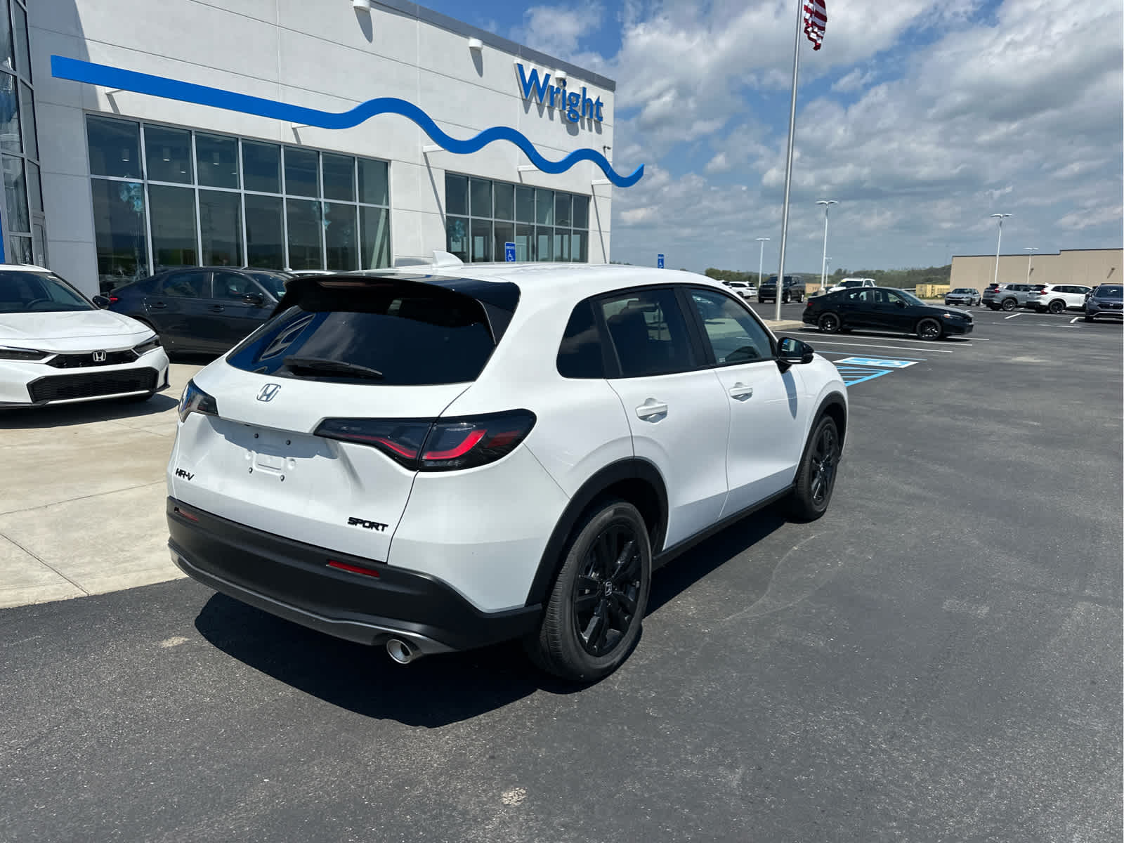 2026 Honda HR-V Sport - Photo 8