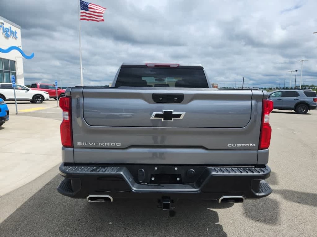 Used 2021 Chevrolet Silverado 1500 Custom Trail Boss Truck Crew Cab