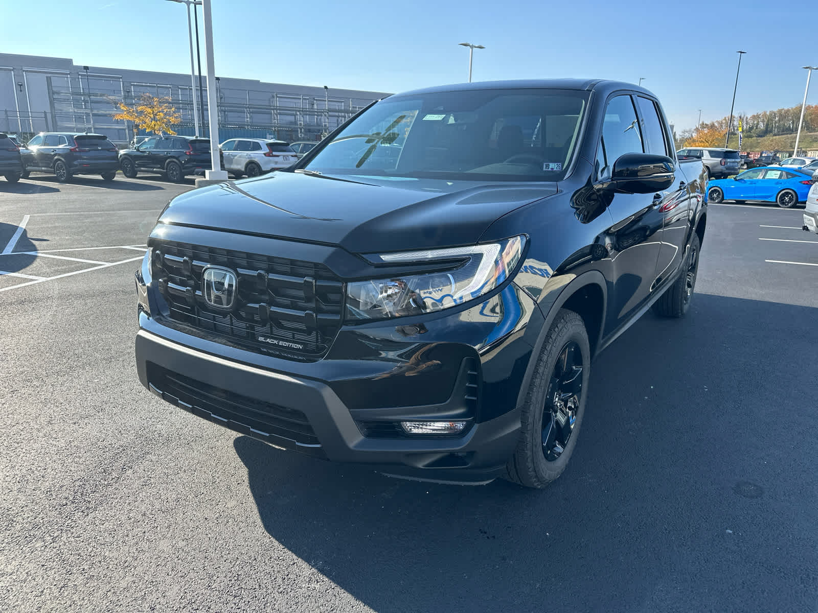 2026 Honda Ridgeline Black Edition photo 4