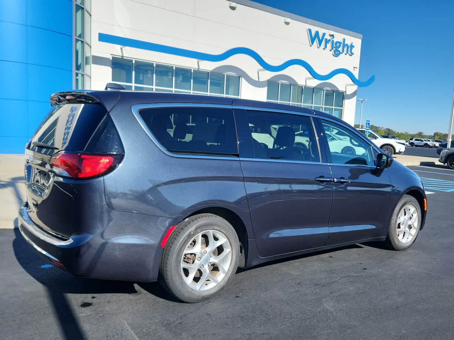 Used 2019 Chrysler Pacifica Touring Plus with VIN 2C4RC1FG4KR708592 for sale in Uniontown, PA