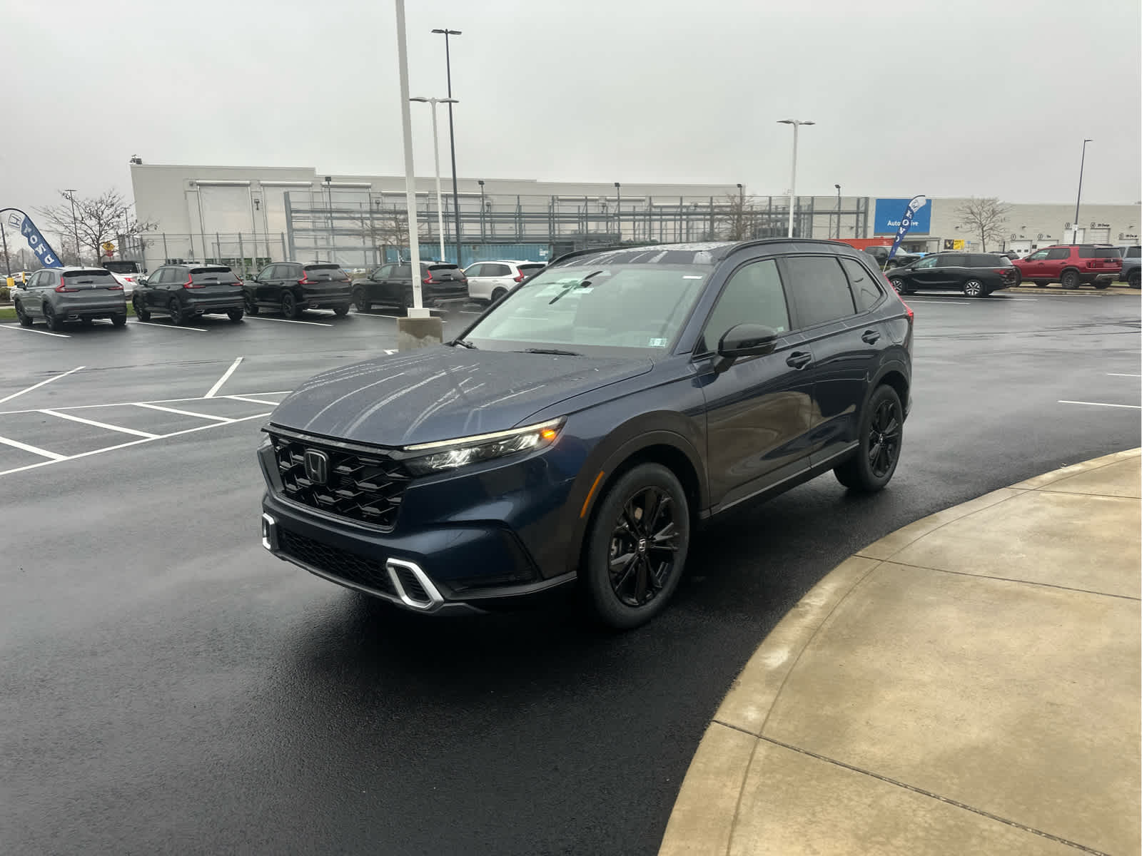 2026 Honda CR-V Hybrid Sport Touring photo 4