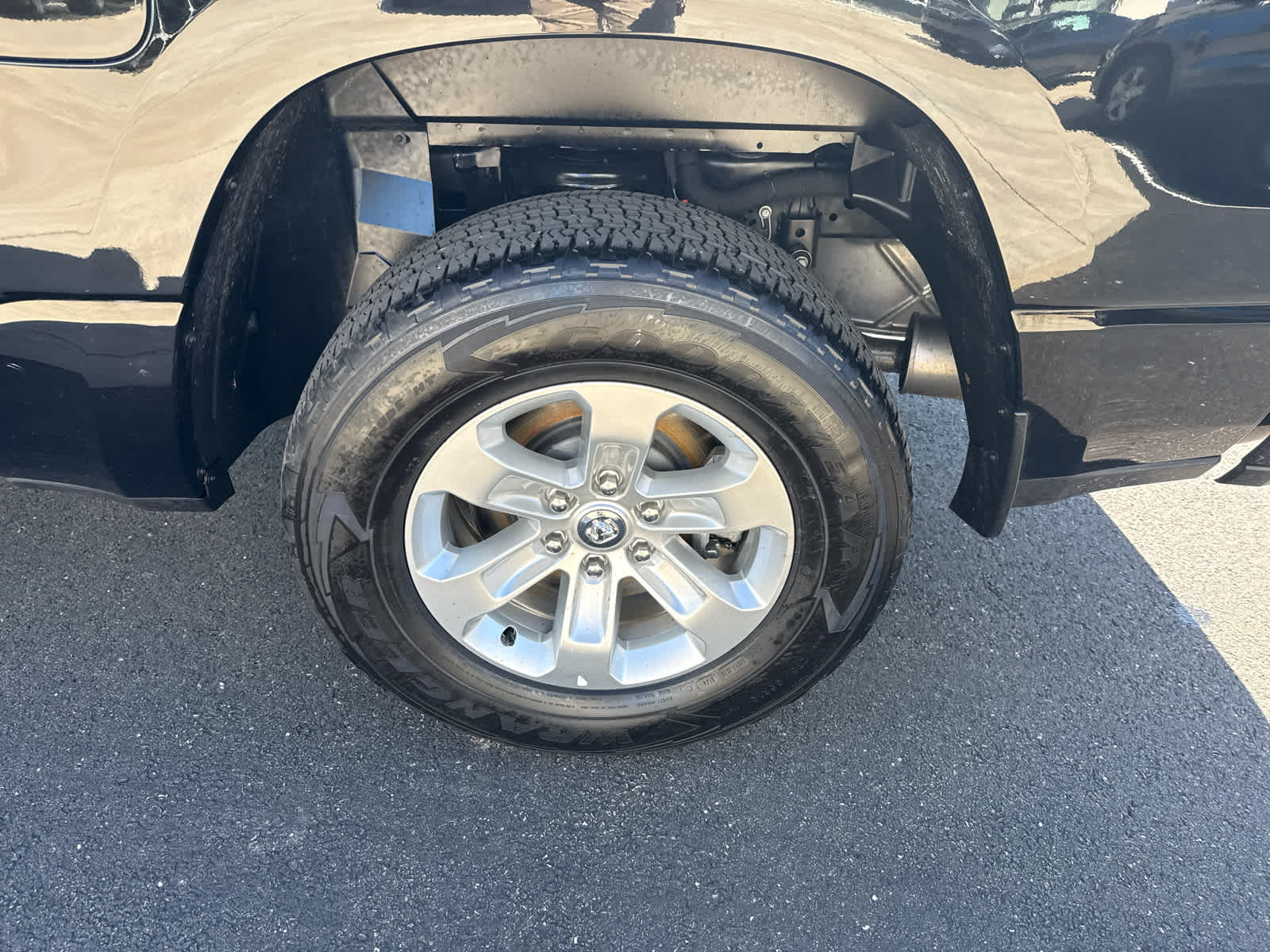 2024 RAM Ram 1500 Pickup Laramie - Photo 19
