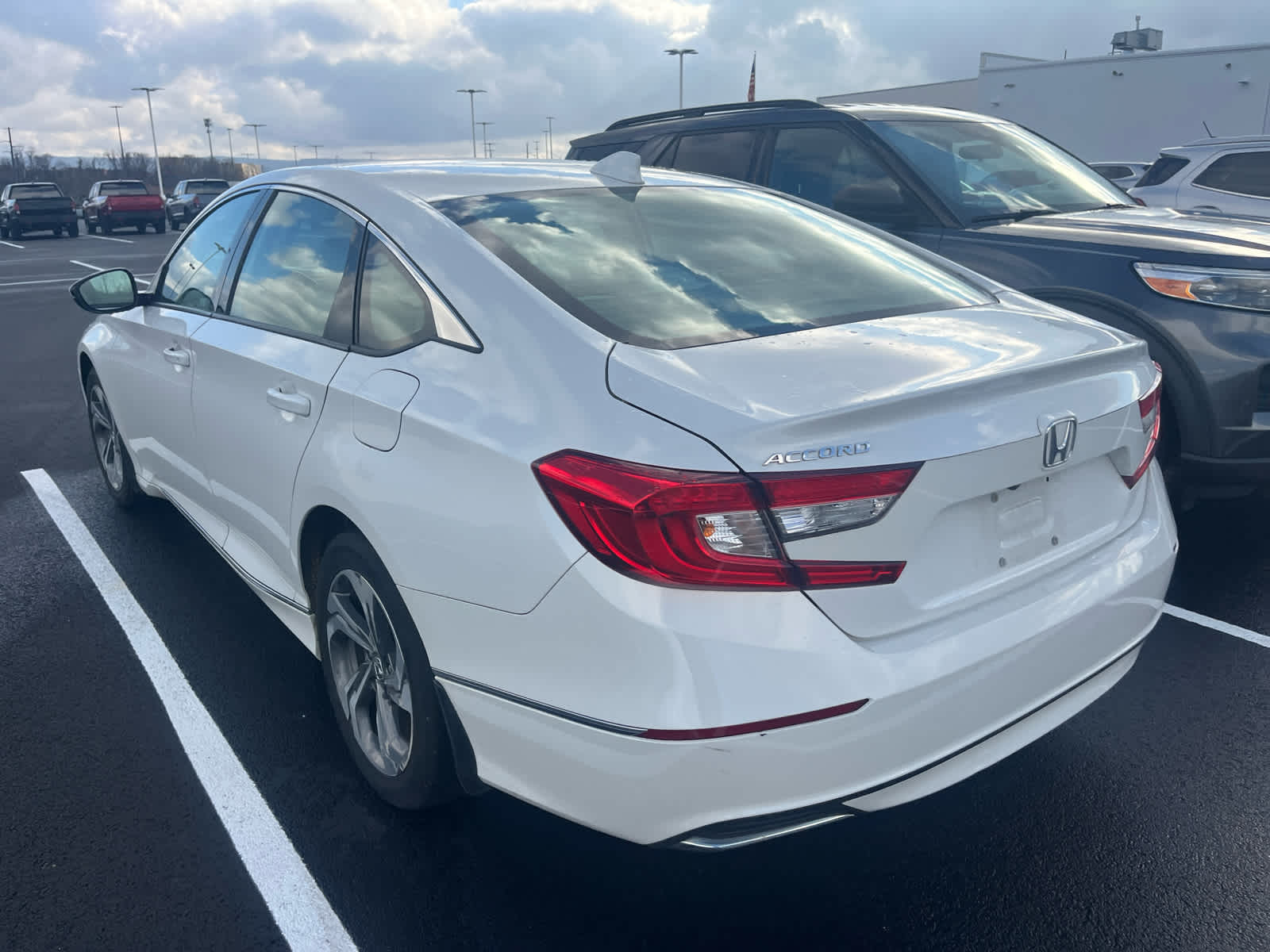 2018 Honda Accord EX-L photo 4