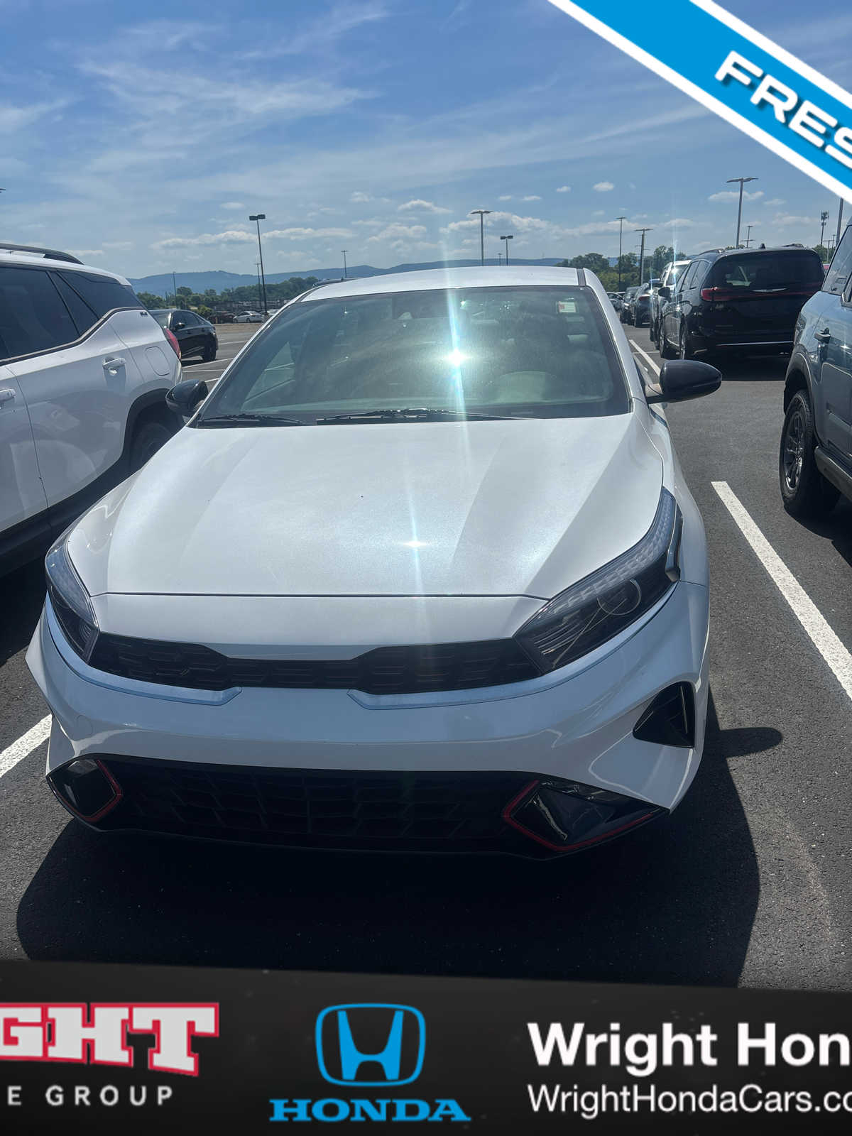 2023 Kia Forte GT-Line AT's photo